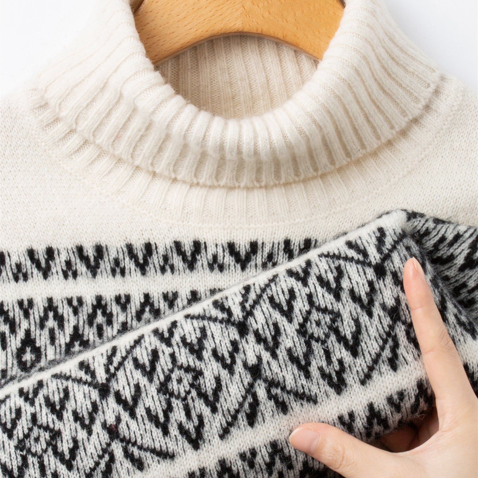 TEMU Autumn/winter 's Pure Wool Sweater, Loose Fit Casual Reversible High Neck Color- Sweater, Versatile Thick Jacquard Long Sleeve Knitwear, Win-win