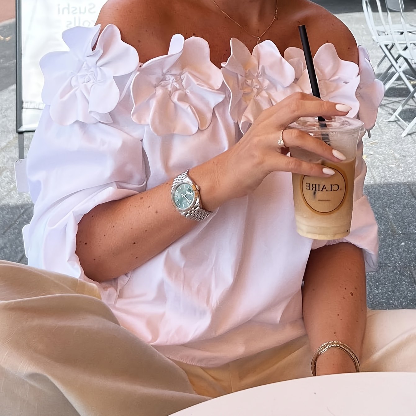 E-shop Frühjahr/Sommer Neu: Elegantes Off-Shoulder 3D-Blumenmuster Einfarbiges Vielseitiges Lockeres Hemd Top für Damen