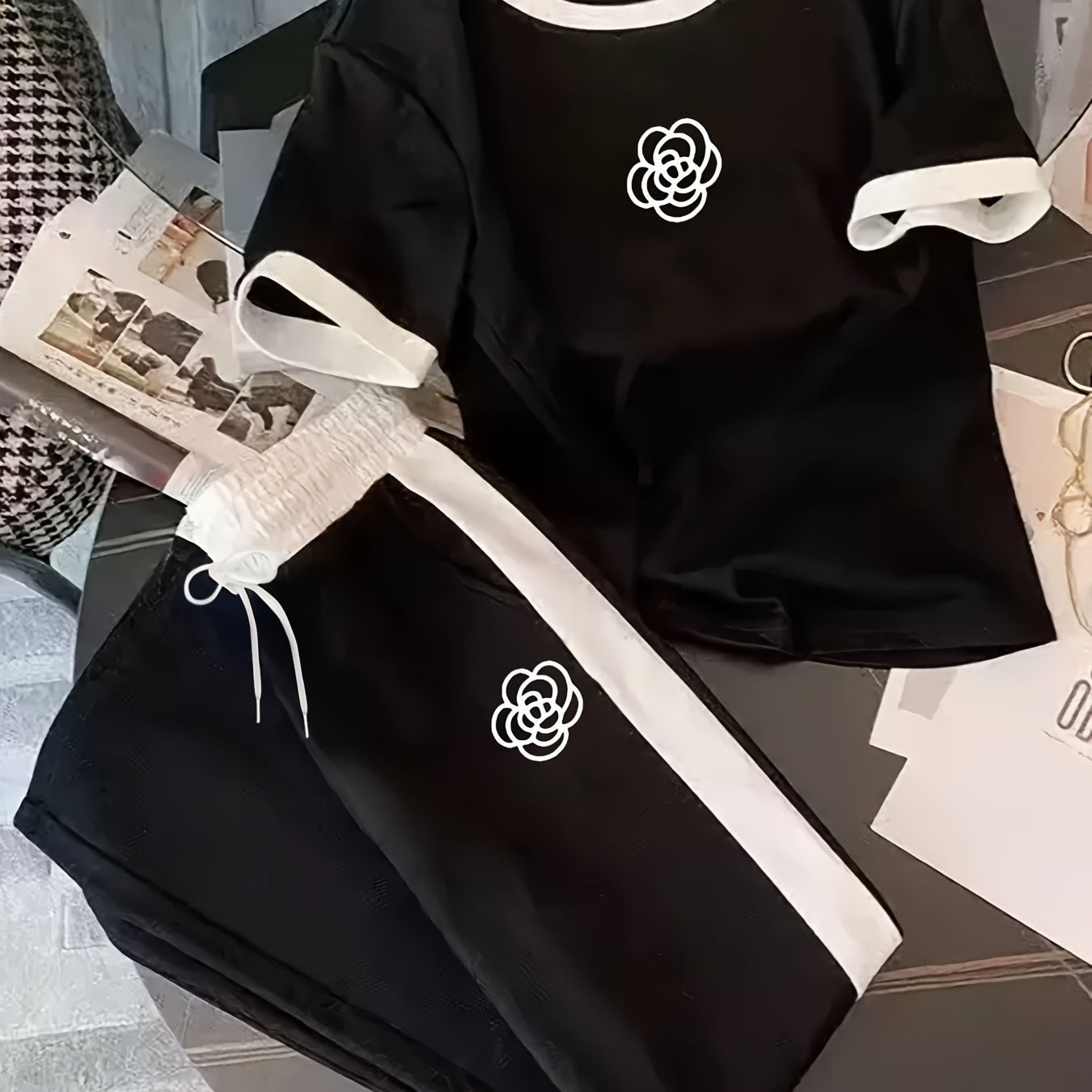 TEMU Conjunto feminino -border, blusa de manga curta e calça comprida com design color block, estilo casual de duas peças.