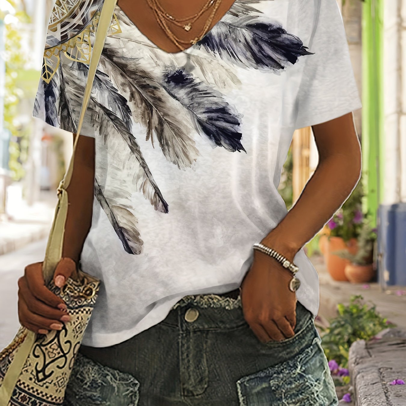 Image of Women's Western Style Vintage Printed Short Sleeve T-shirt, Casual Ethnic Style Top For Women