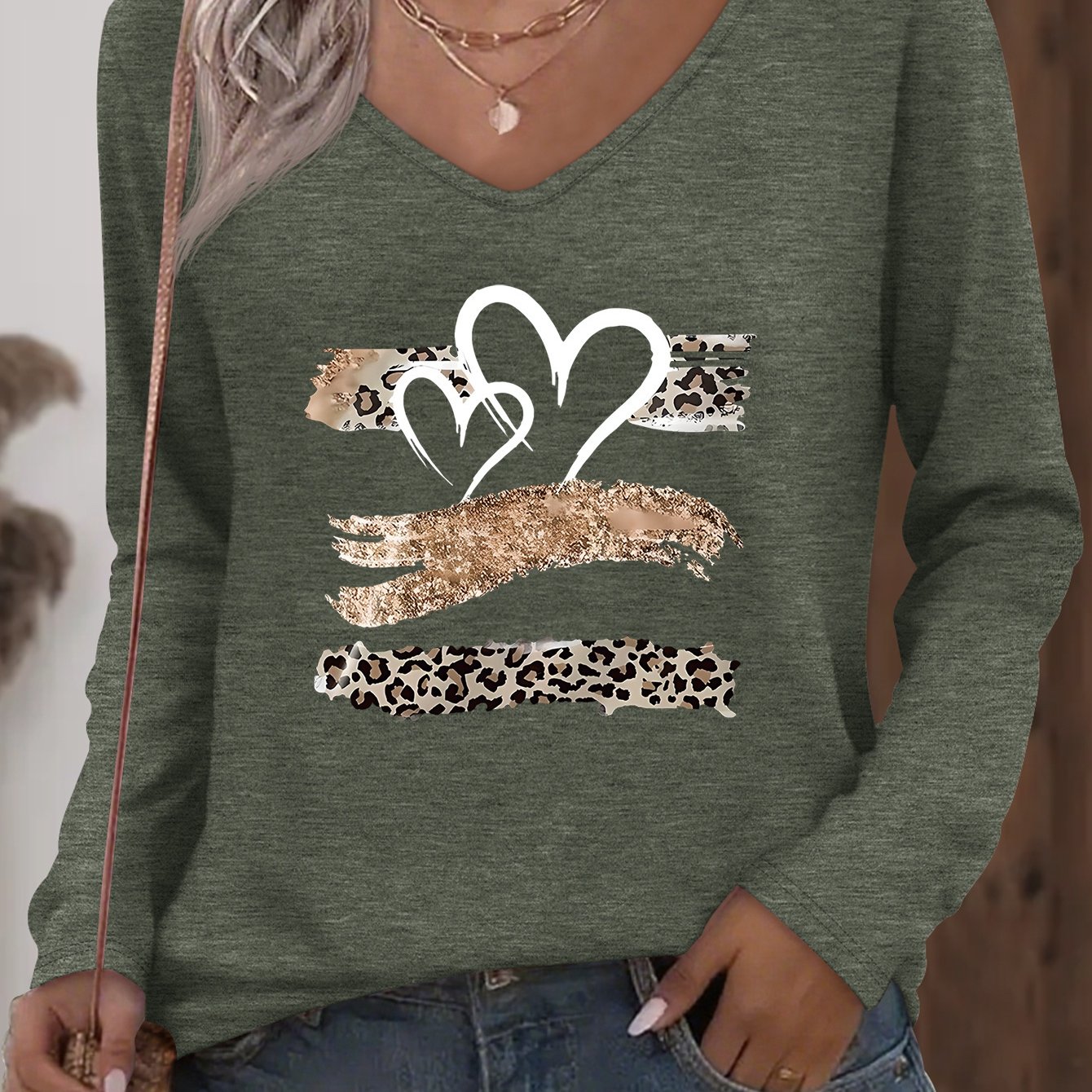 E-shop Damen Freizeit-T-Shirt mit V-Ausschnitt langen Ärmeln mit Pusteblumen- & Schmetterlings-Aufdruck, weiche dehnbare Polyestermischung,