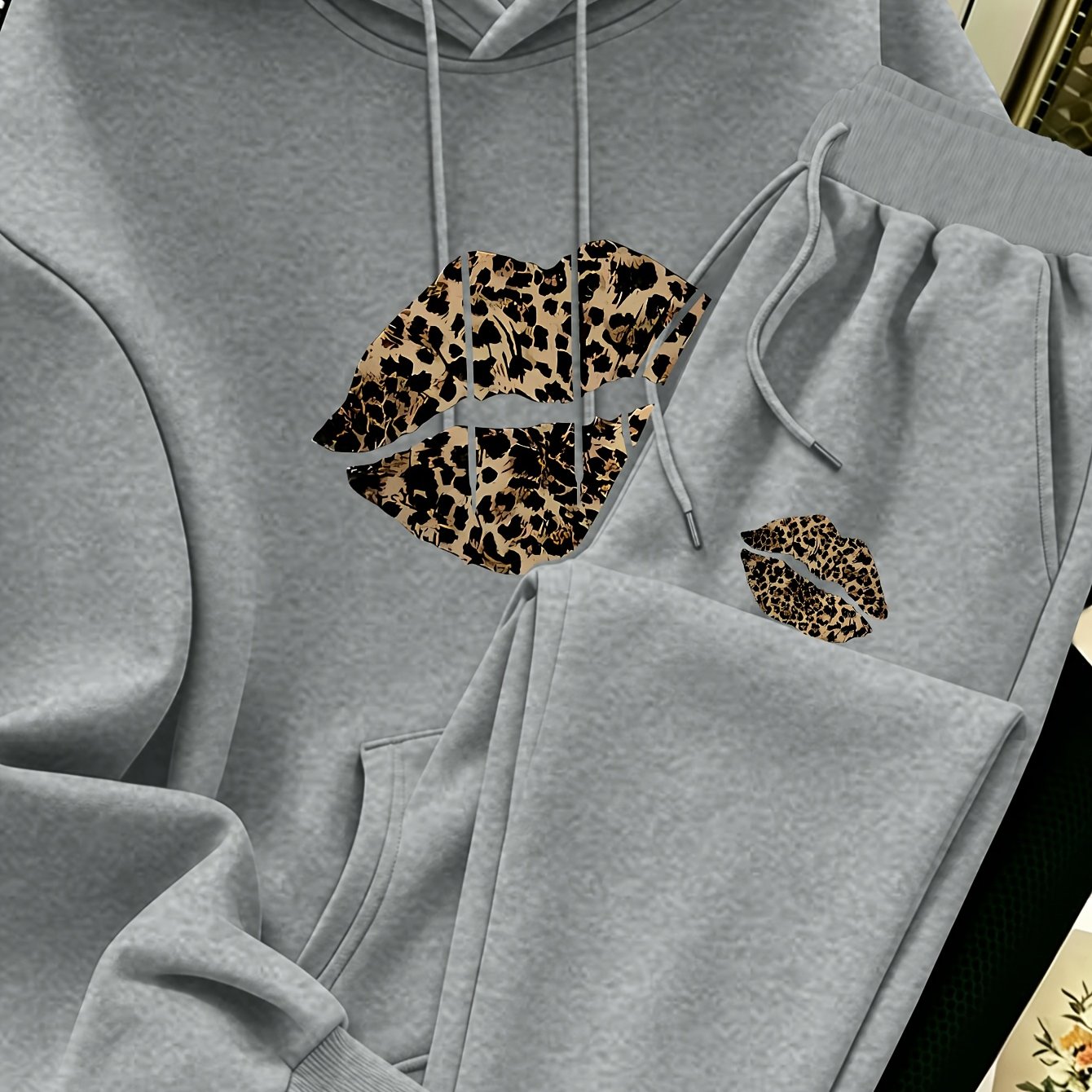 TEMU Plus Size, New Style - Extended Plus Size Leopard Print Design, Fashionable And Printed Pattern. Women's Set Includes Hooded Sweatshirt And