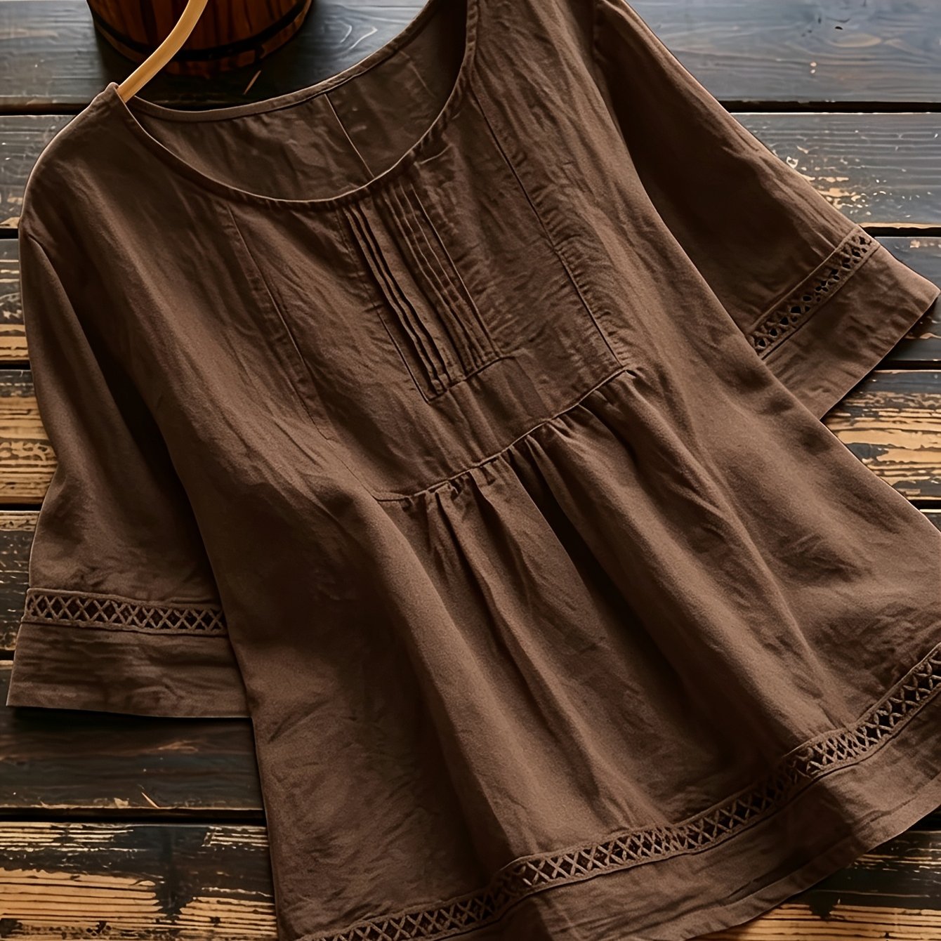 TEMU Spring/summer Women's Casual Fashion Lace-trimmed Cut-out Daily Commuter Top
