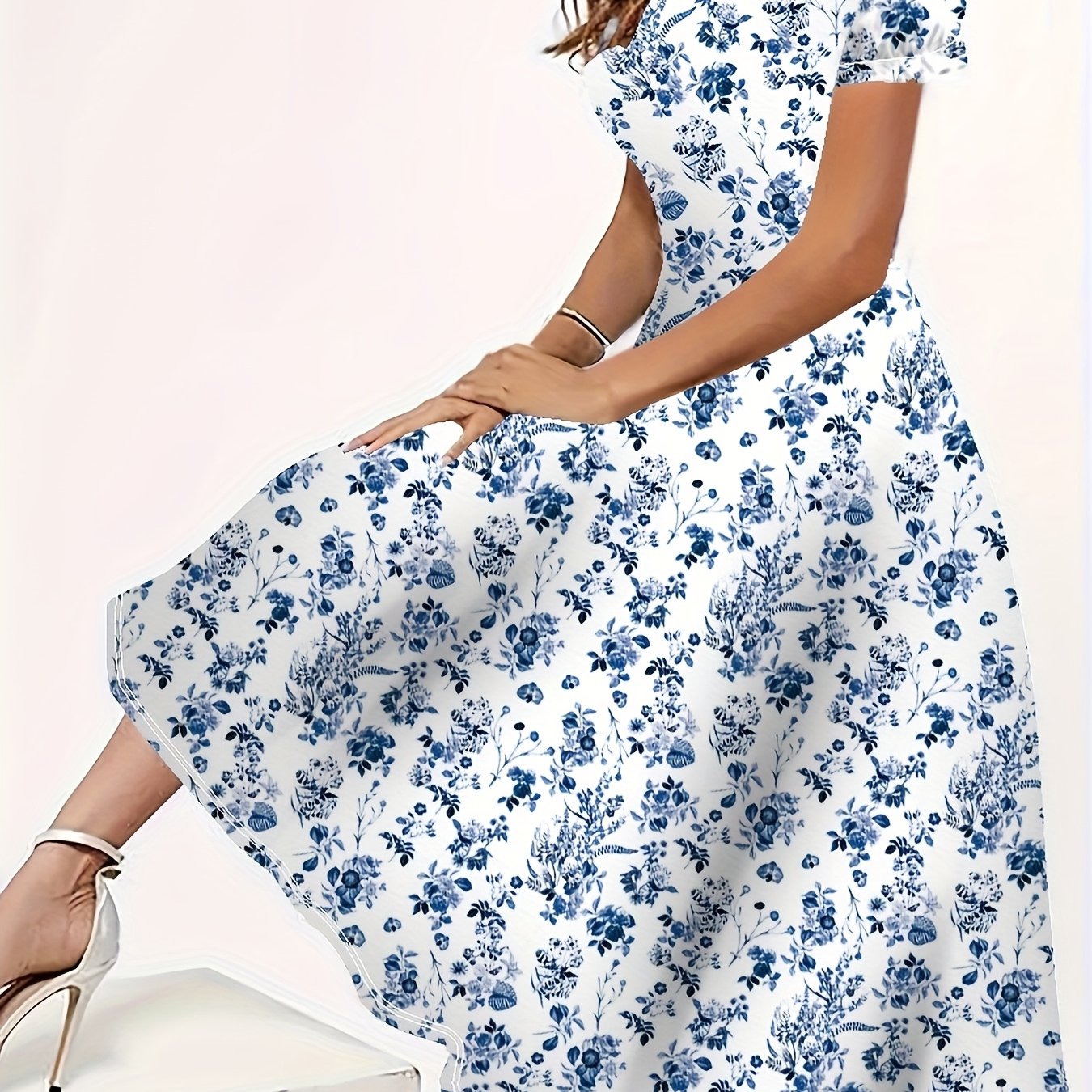 TEMU Plus Size Printed Dress With An Elegant Round Neck And Short Sleeves, Suitable For Spring And Autumn, Women's Plus Size Clothing.