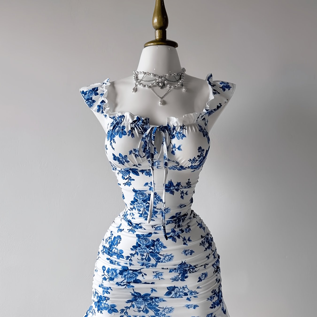 TEMU Elegant And Fashionable Women's Printed Dress With A Cinched-in Waist, Effect, Front , Hem, And A Hip-hugging Fit. Suitable For Dates, Travel,