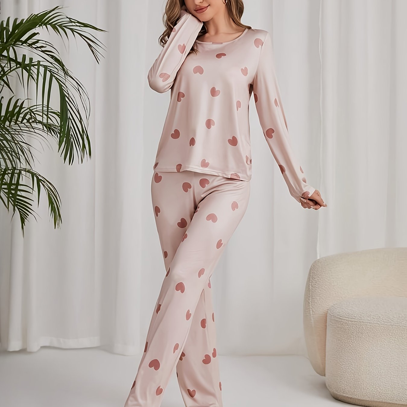 Women's Casual Heart Print Pajama Set, Long Sleeve Round Neck Top & Pants, Comfortable Relaxed Fit For Fall