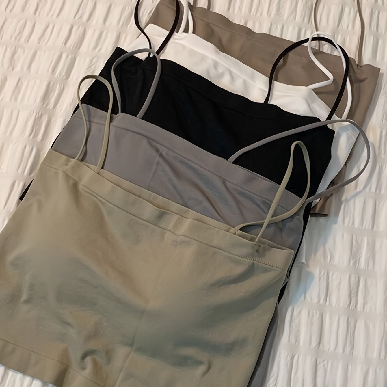 Image of 5pcs Of Solid Color Suspender Vest With 1pc Chest Pad Outer Coat With Beautiful Back And No Steel Ring Bottom Tube Top Underwear Woman