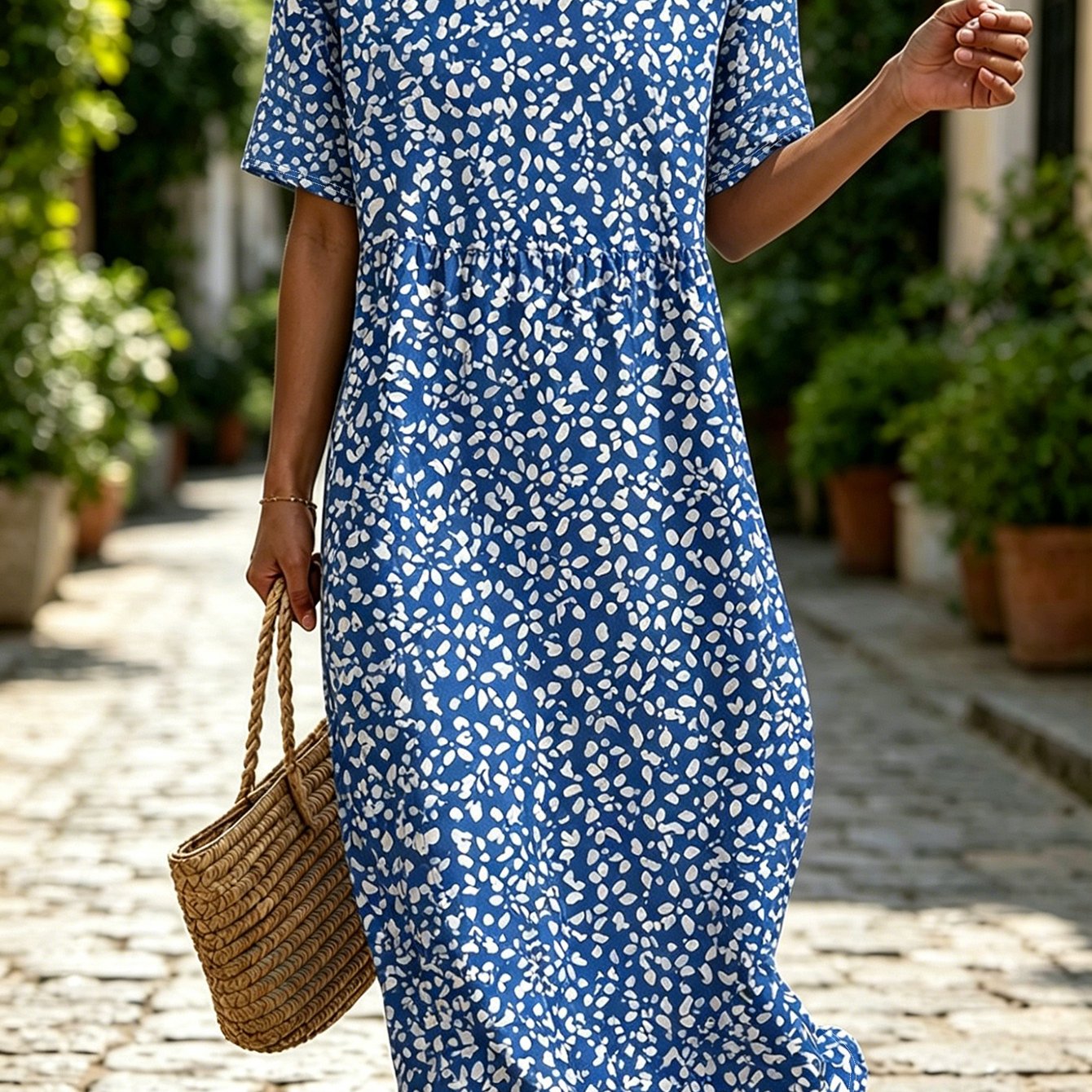 Image of Plus Size - Plus-size Women's Round Neck Short-sleeved Fitted Floral Print Dress, And White Abstract Polka Dot Print Midi A-line Skirt, Casual , And Versatile, Perfect For A Relaxed Vacation Look