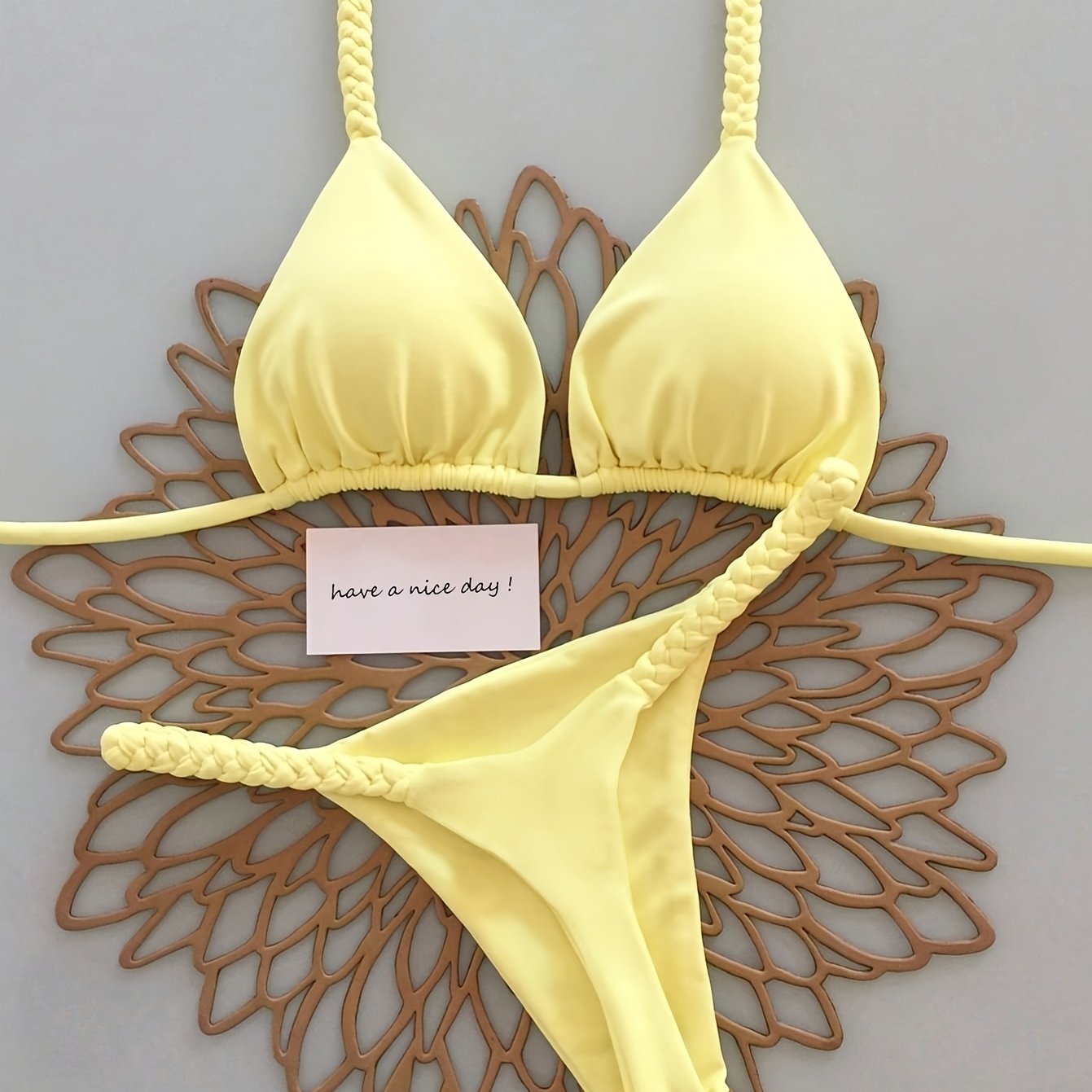 E-shop Damen Bikini Set im französischen Stil, Zitronengelb, reifem Stil - Geflochtenes Neckholder-Design & Dreieckige Unterhose, elegante