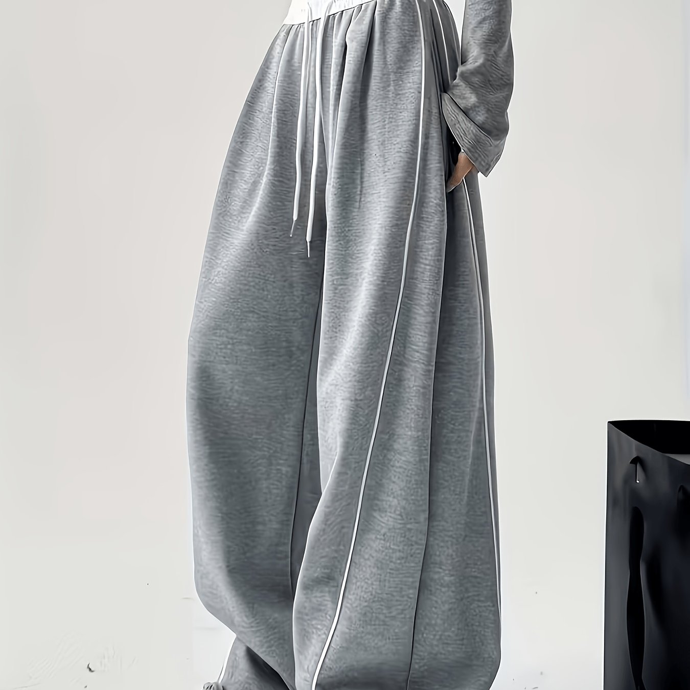 TEMU Style Women's Wide-leg Ankle-cinching Sweatpants, White- Contrast Color Elastic Waist, Side Stripe Drawstring Loose Casual Sweatpants - Hip-hop
