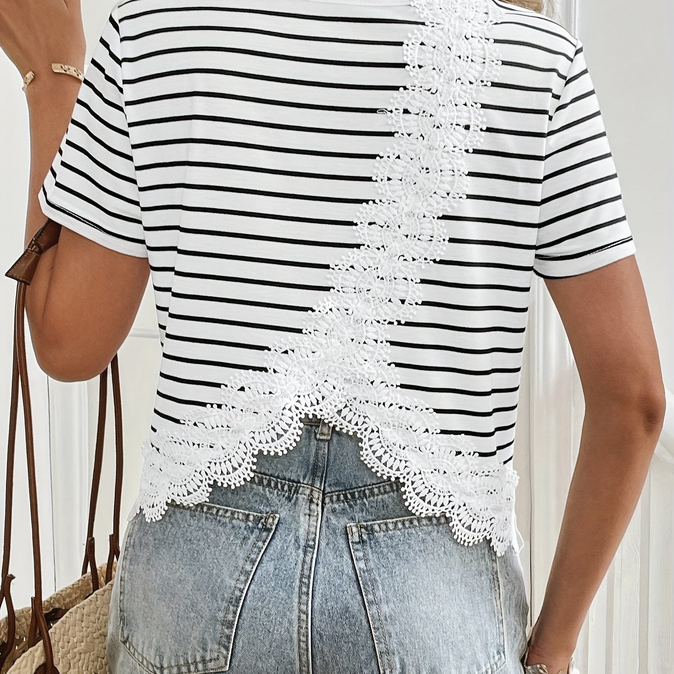 E-shop Damen Streifen Rücken Spitze Kurzarm Casual T-Shirt