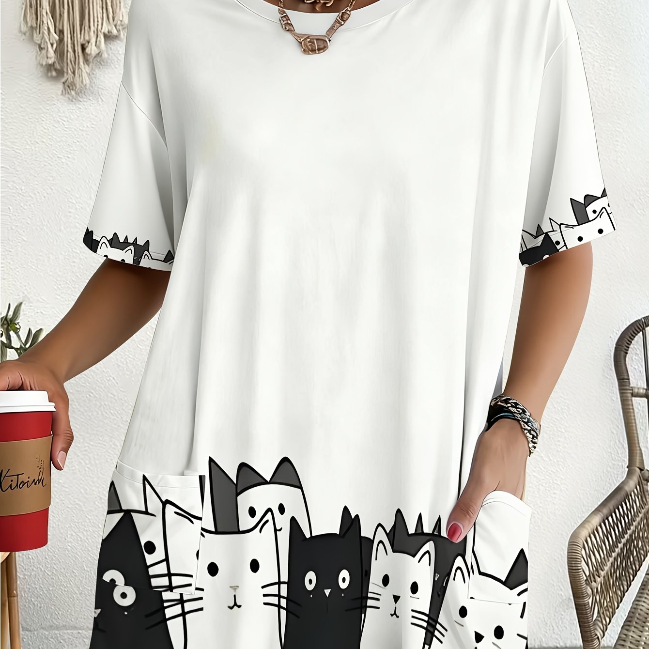 TEMU Womens Oversized T-shirt With Black And White Cat Print, Loose Fit, , Suitable For Daily Wear, Casual , Beach Vacations, And Gym Workouts,