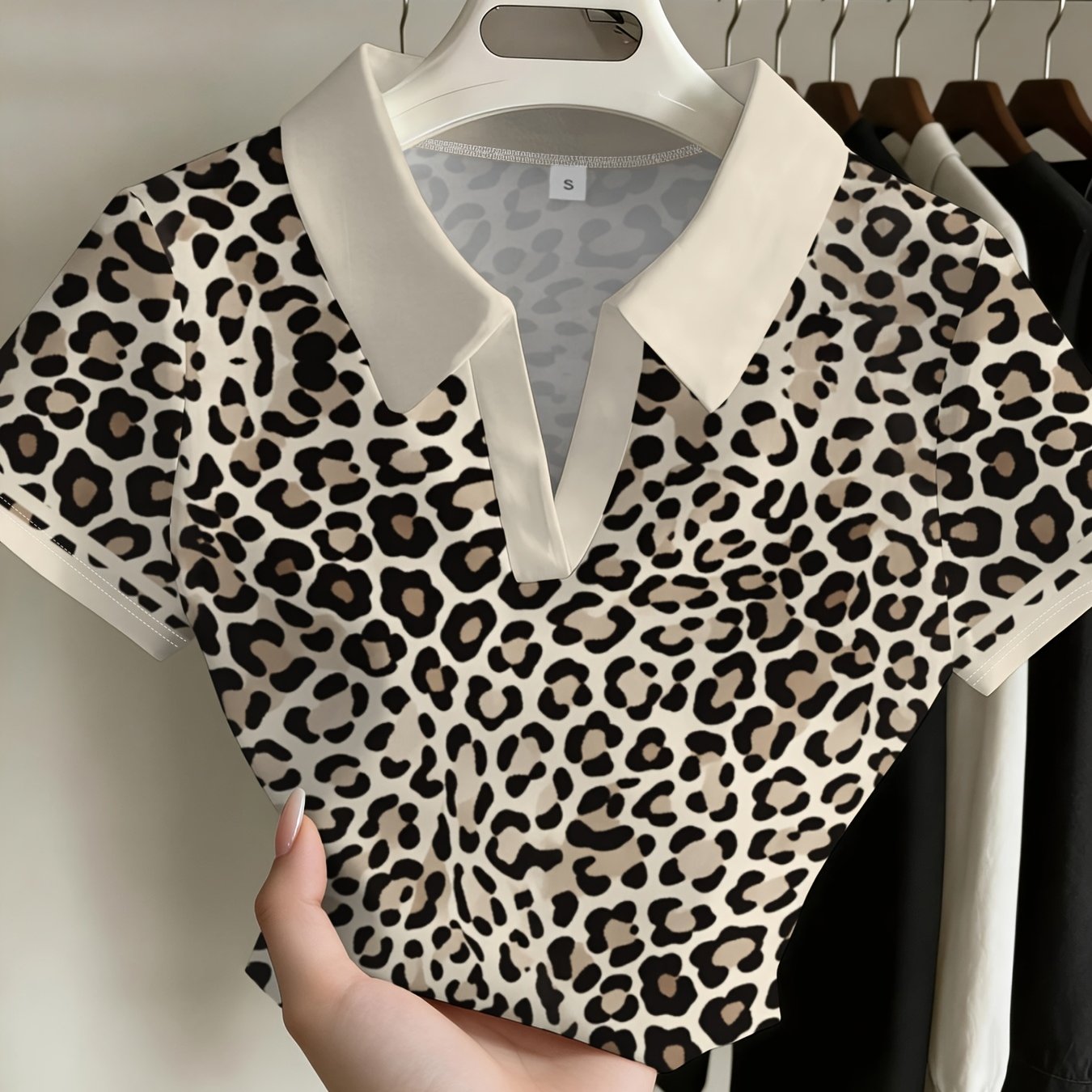 TEMU Fashion Leopard Print Women's Short Sleeved Coat Lapel Design Versatile Summer Leisure Wear Comfortable Breathable Lightweight Fabric Daily