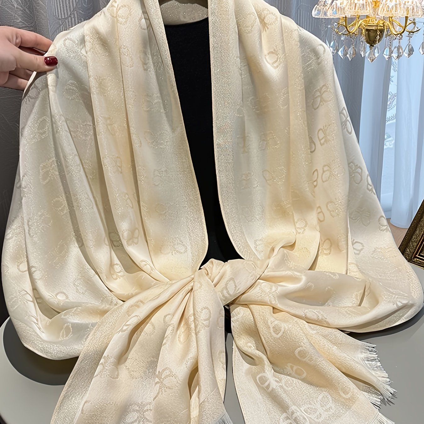 E-shop Plus Size, Hochwertiger Herbst/Winter Schal aus Kunststoff mit Schmetterlingsstickerei Jacquard, Kurze Fransen, Winddicht Warm, Vielseitig