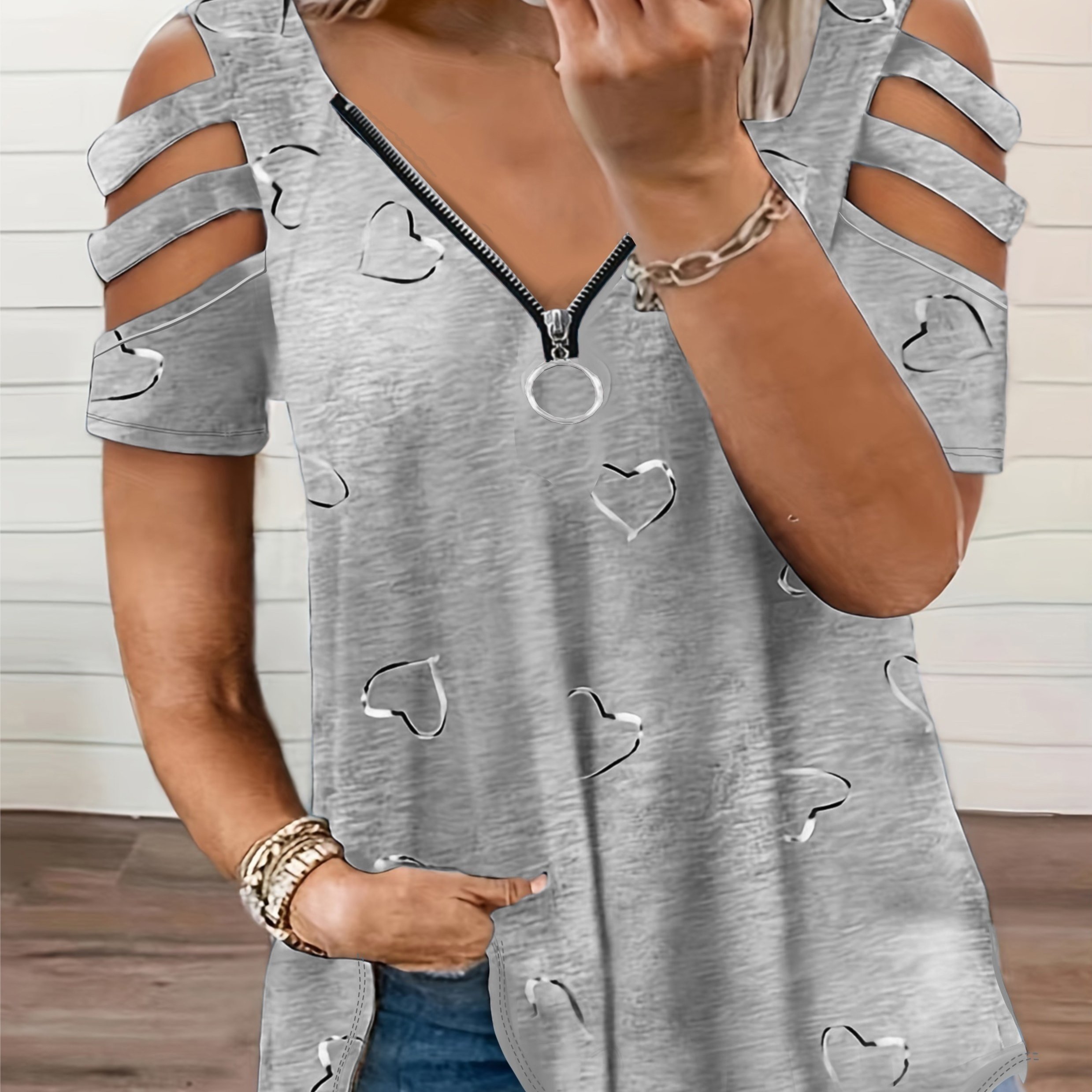 Image of Plus Size - Plus Size - 2021 Us Europe -border Wish Outbound Women's Clothing V-neck Zipper Print Short Sleeve Loose Casual T-shirt Women's Top