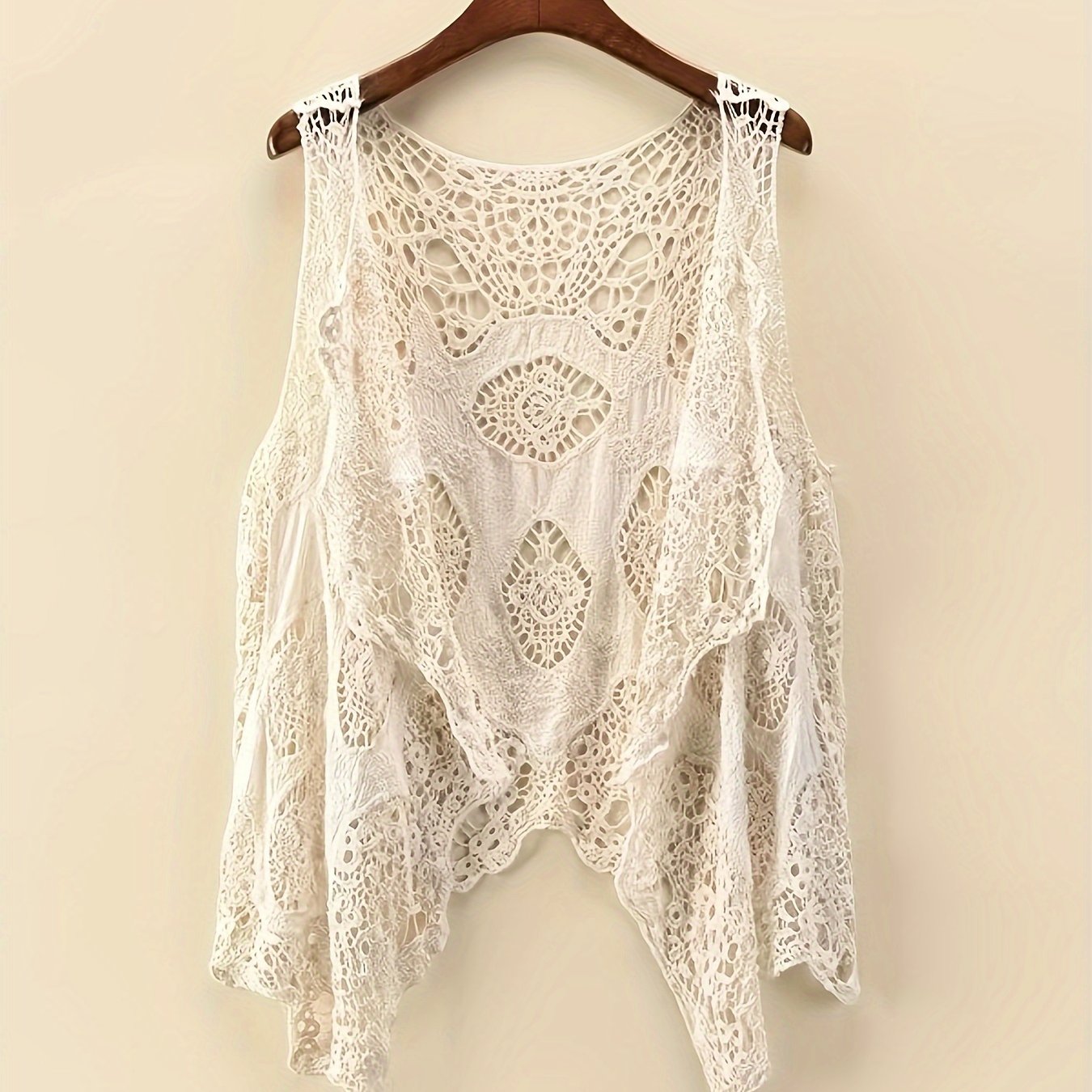 E-shop Ärmelloses Strickjacken-Cardigan mit Openwork-Design und ohne Knöpfe