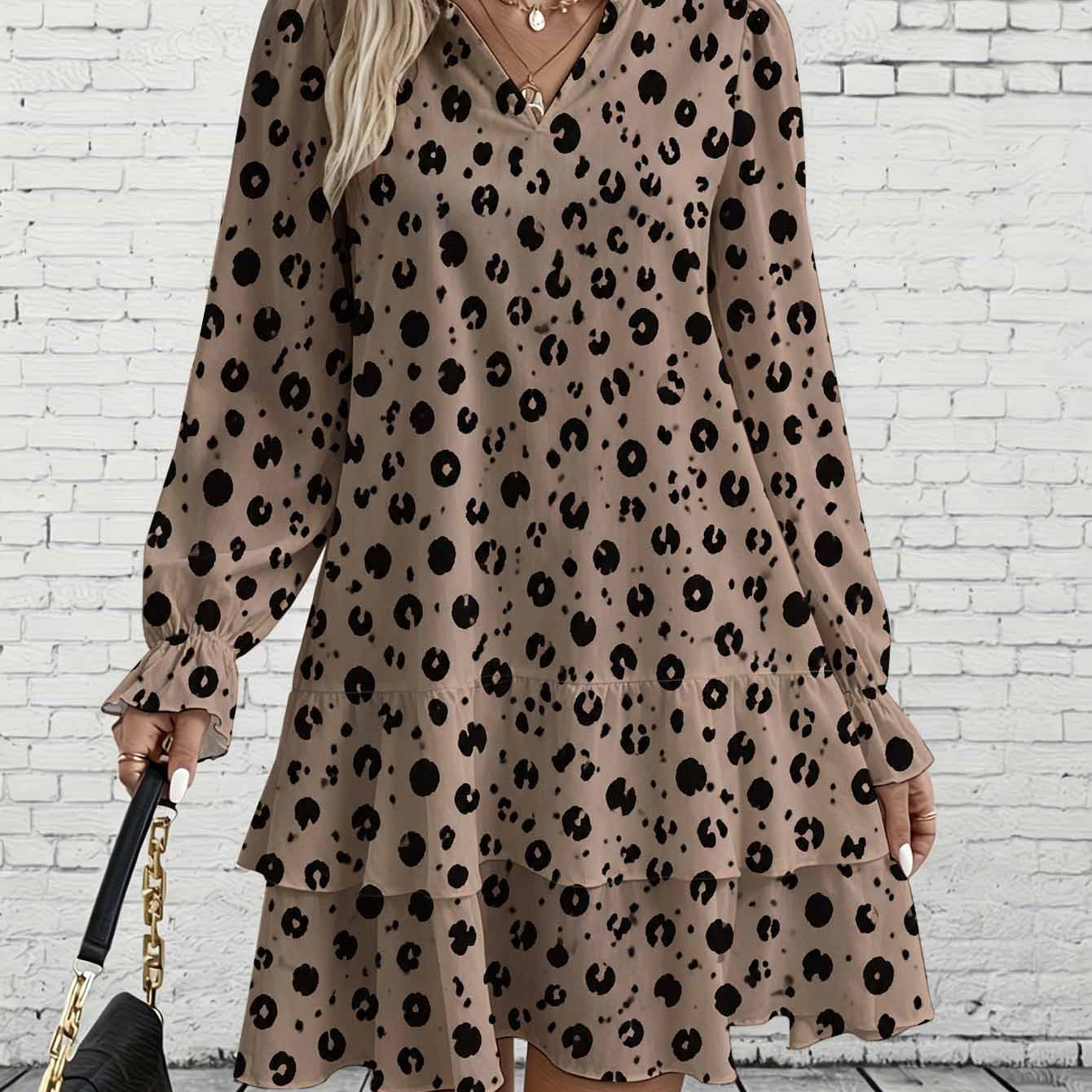 Image of Plus Size - Curvy Plus Size Leopard Print Long Sleeve Dress. V-neck Double-layered Cake Skirt. Vintage Elegant Soft Loose Flowy Autumn Casual Bohemian Chic Streetwear Midi Dress