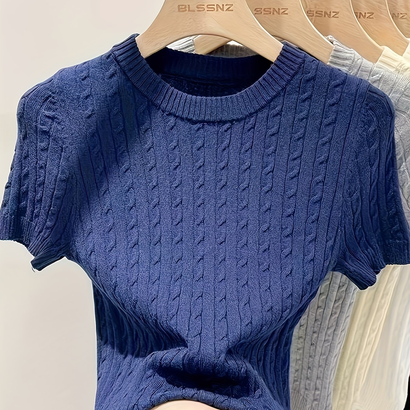 TEMU Women's Chic Jacquard Short Sleeve Sweater - Casual Round Neck Pullover With Ribbed Hem And Cuffs, Summer Lightweight Viscose