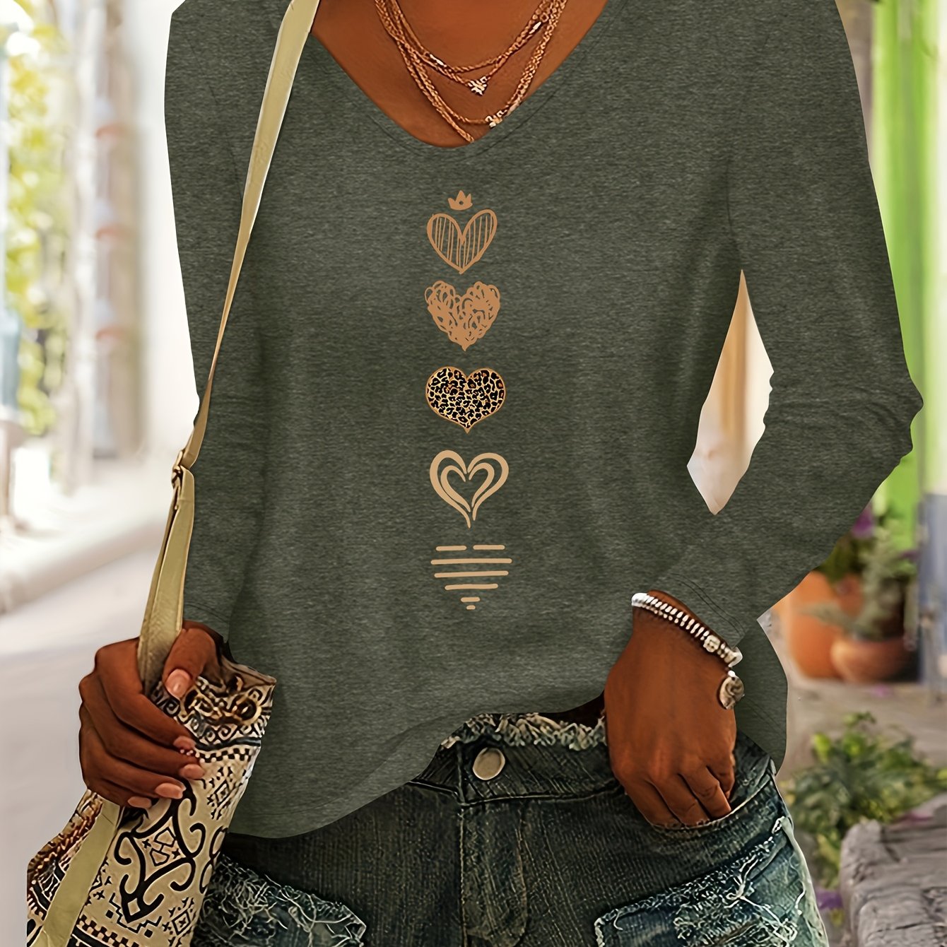 TEMU Women's Autumn/winter Casual Fashion Soft And Comfortable Colored V-neck Long Sleeve T-shirt With Heart-shaped Pattern Print