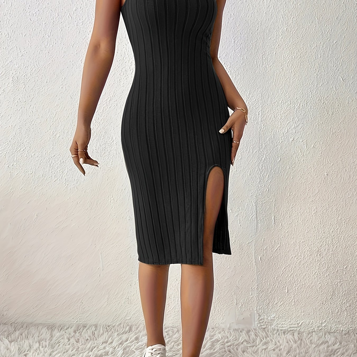 European And Vest Dress For Women Summer Sleeveless Square Neck Slim Fitting Skirt With Side Slit, Fitted To The Body, Medium Long Length, Chic Style