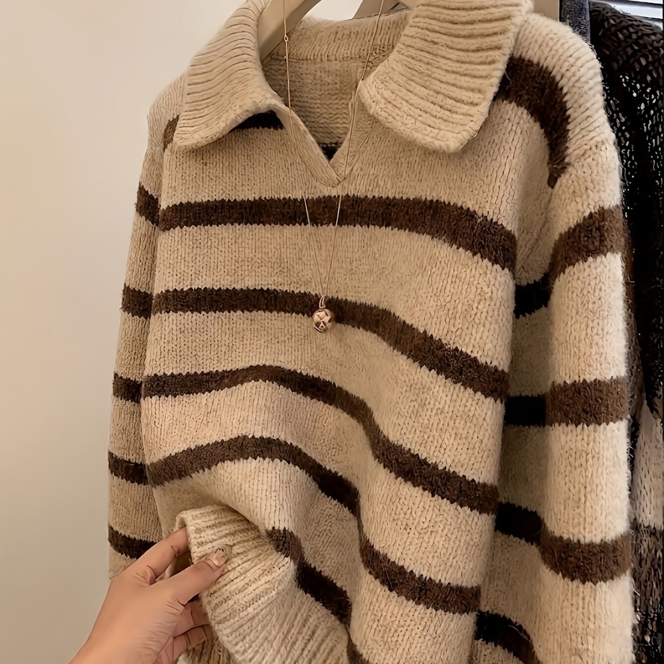 TEMU Lässiger Modestil, lockerer Polohemd-Pullover mit Streifen, weicher, lockerer, abgesunkener Schulter, entspannte Passform, große Revers, kleiner