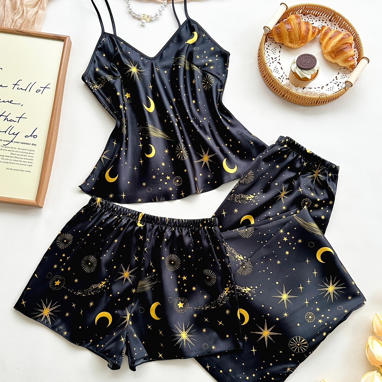 E-shop 3-teiliges Damen-Pyjama-Set mit romantischer Sternen- und Mond-Print, V-Ausschnitt, Träger, Shorts, Hose, lässige, bequeme Pyjamas für alle