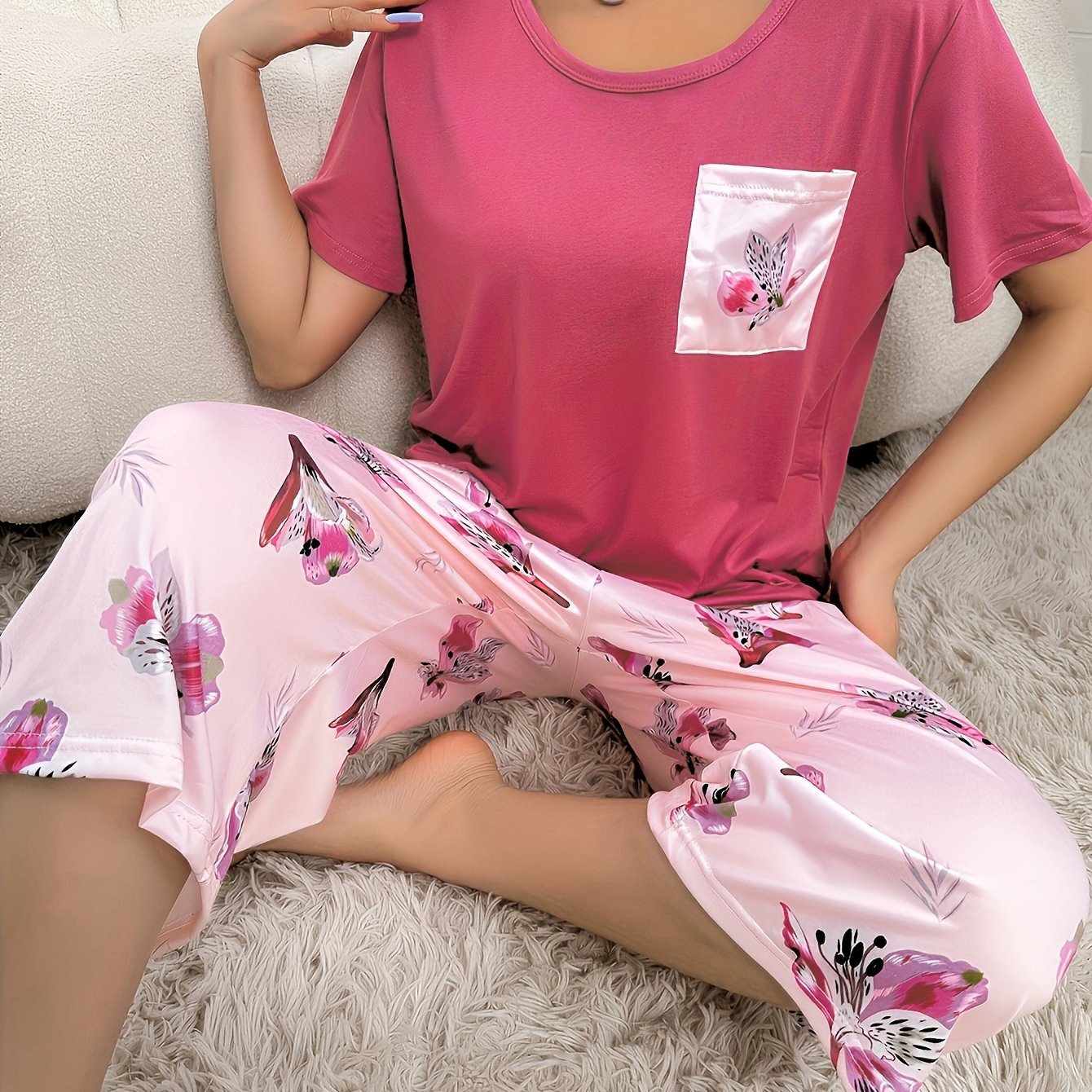 TEMU Women's Floral Pajama Set, Short Sleeve Round Neck Top & Capri Pants, Comfortable Relaxed Fit