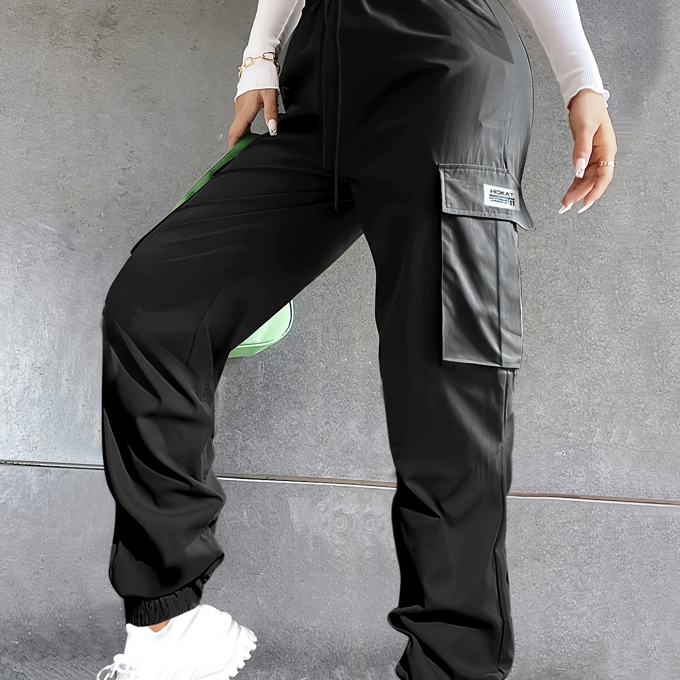 E-shop Leichte, atmungsaktive Damen Cargo Hose in Unifarben | Kordelzug, große , geeignet für tägliche Streetwear