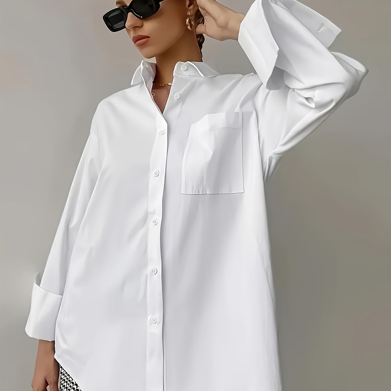 E-shop Müheloser Stil, Elegantes Weißes Damenhemd mit Tasche - Langarm, Knopfleiste am Kragen, Nicht-dehnbares Polyester - Maschinenwaschbar