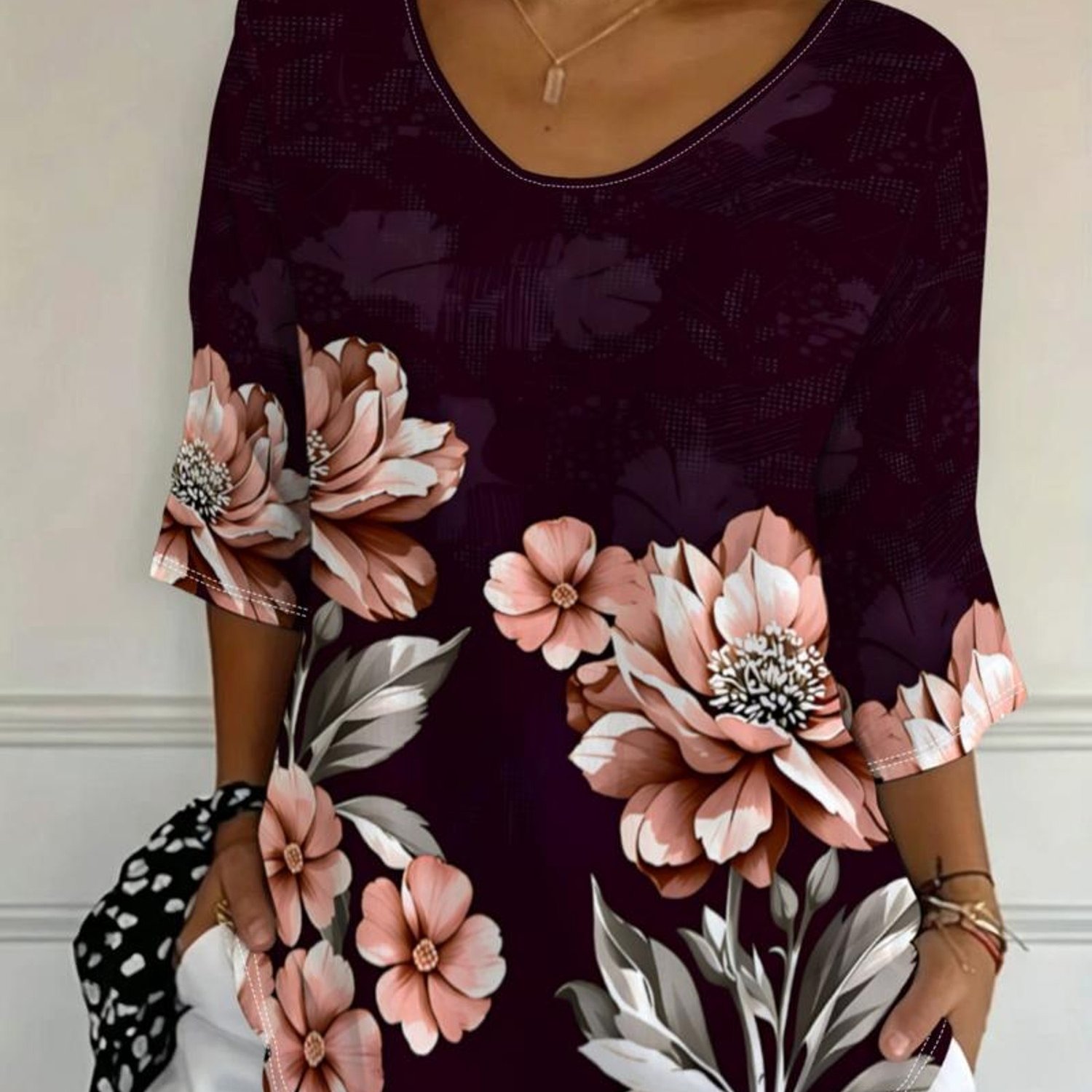 TEMU Plus Size, Plus Size Women's Loose , Vintage Floral Pattern, Three-quarter Sleeves, Mixed Colors, Multiple Sizes , 2026 Summer New Arrival,