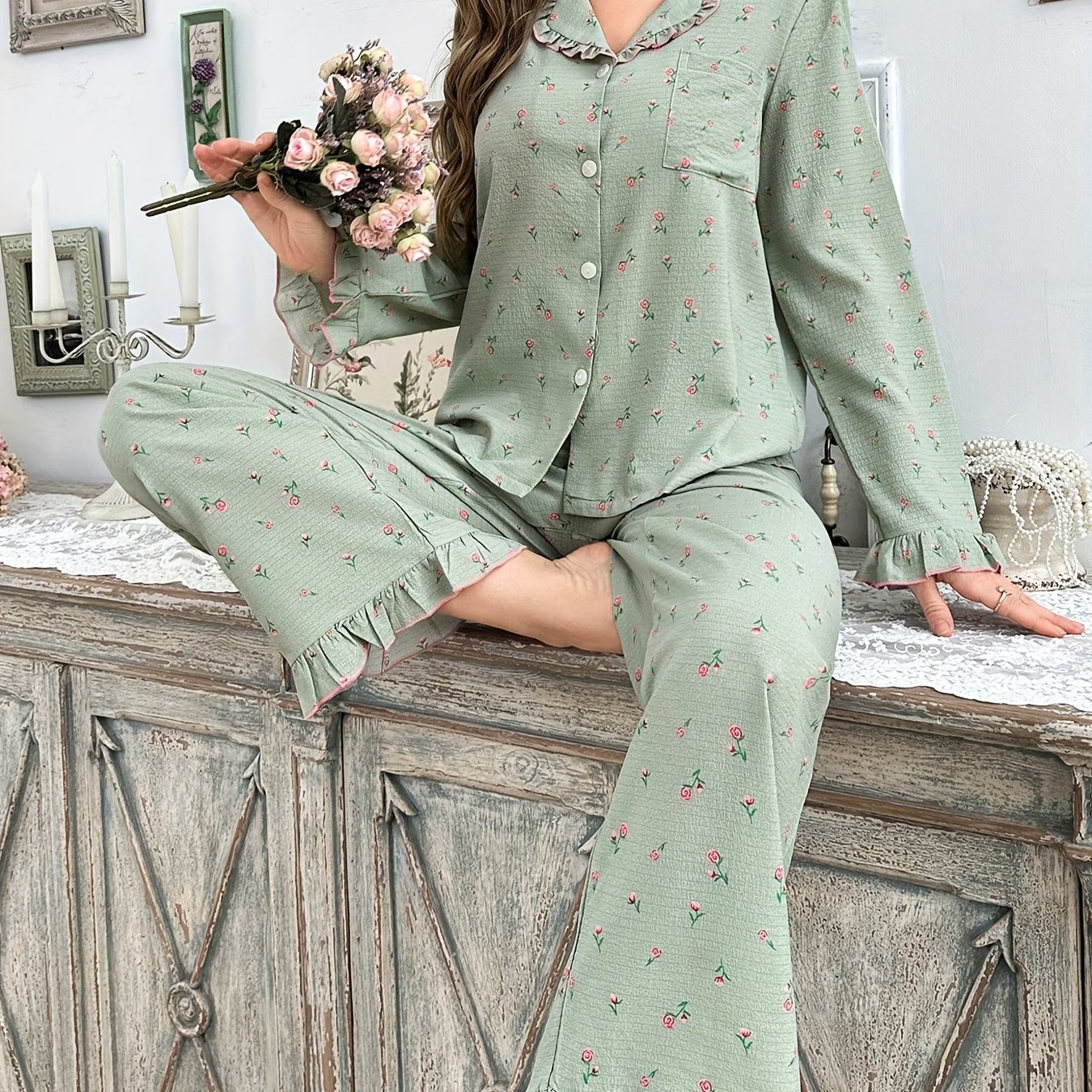 E-shop Bubble Crepe Damen Sommer-Pyjama-Set, Casual Süßes Rosenmuster Spitzen-Top mit , Knopfleiste Cardigan Langarm Hose Loungewear-Ensemble