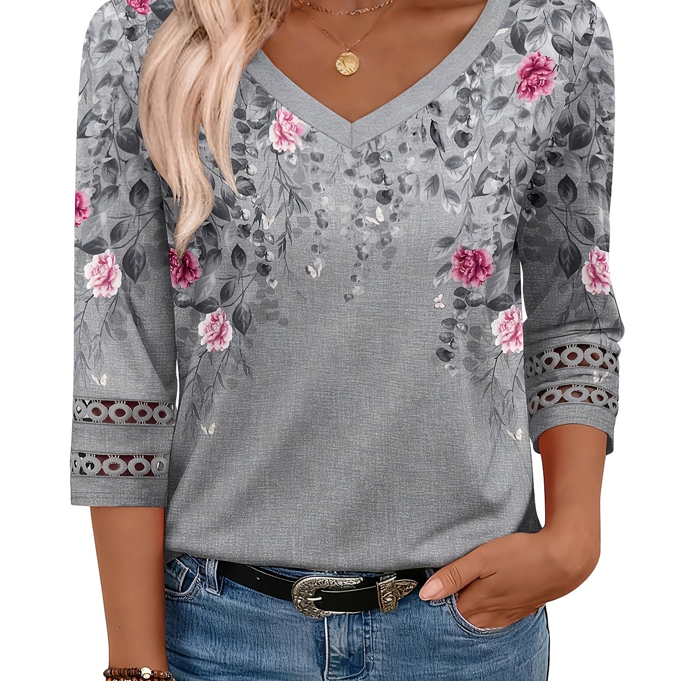 Image of Women's Elegant Comfortable 3/4 Sleeve Top, Fashion Basic Shirt, Loose Casual V-neck Lace Spliced Three-quarter Sleeve T-shirt