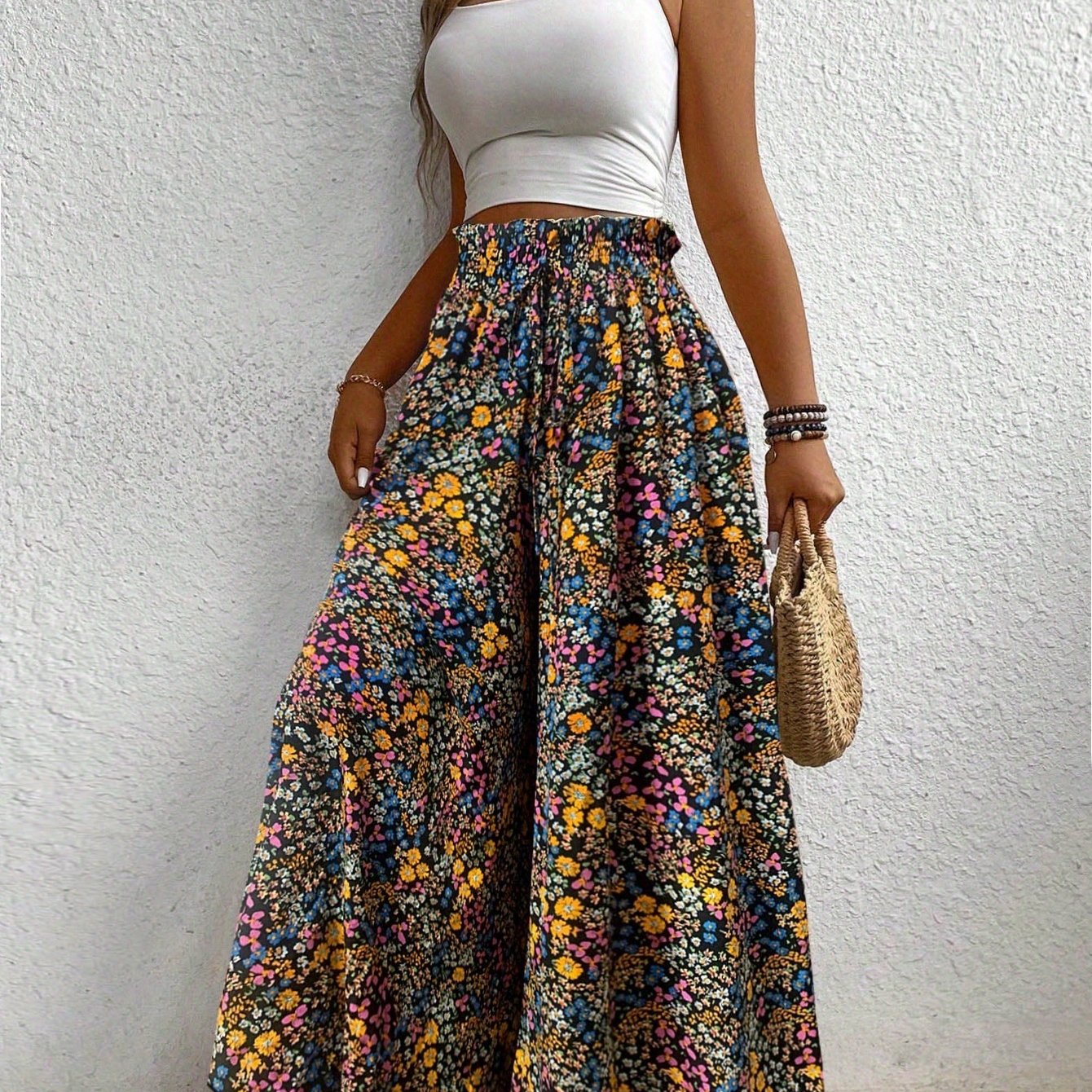 E-shop Neue Damenmode für Frühling und Herbst: Elegante, locker sitzende Hose mit breitem Bein und floralem Print, hoher Bund