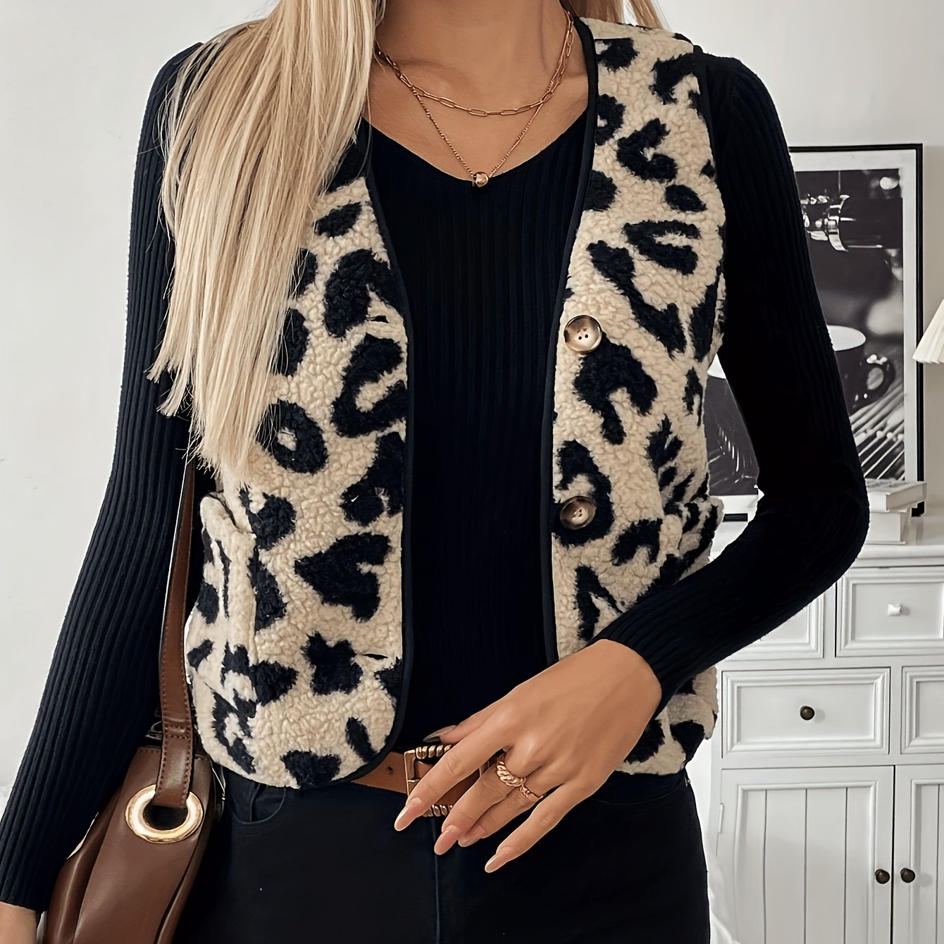 TEMU Gilet en peluche à imprimé léopard tendance pour femme, automne/hiver, vêtement d'extérieur à col en V et boutonnage simple, haut manches