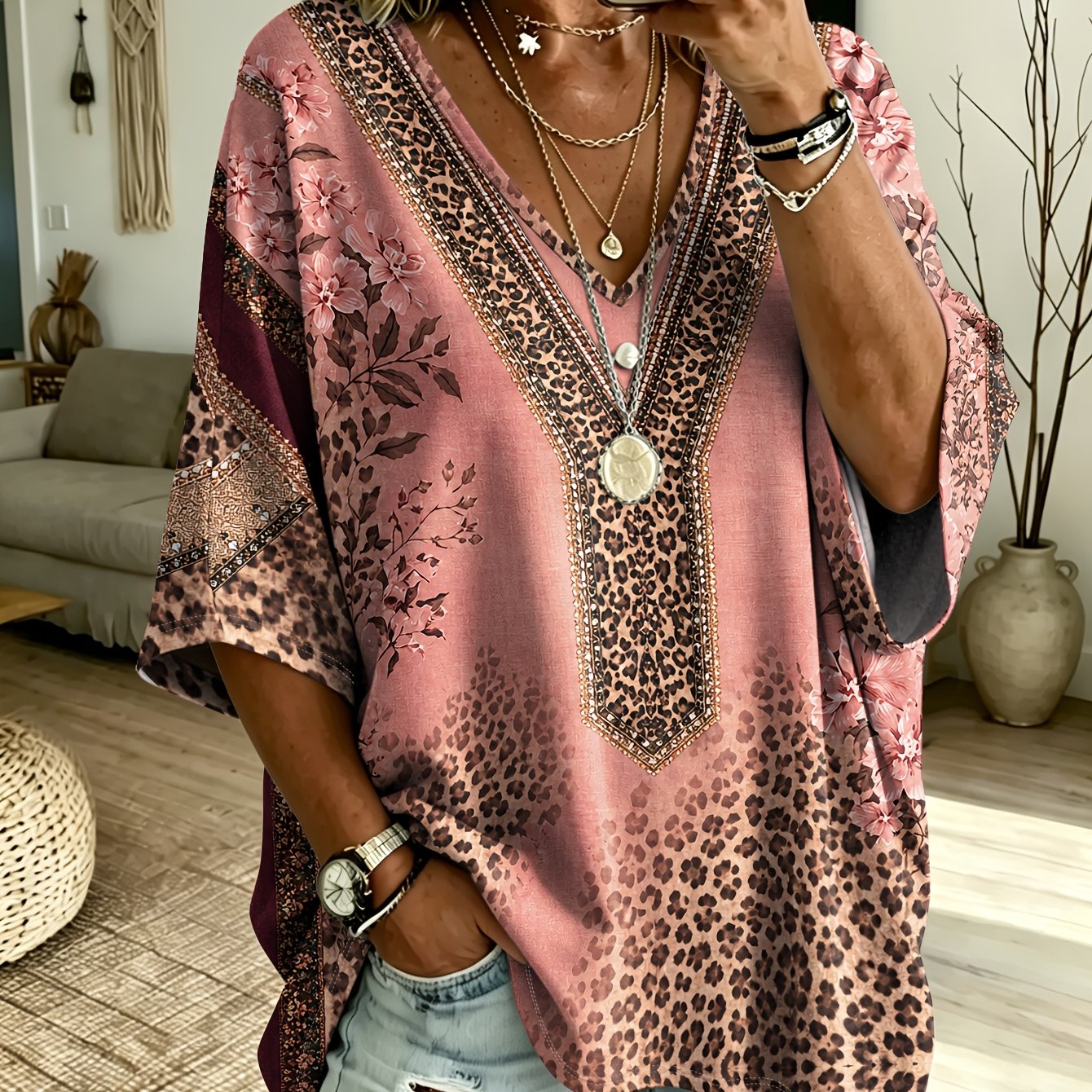 TEMU Plus Size, Women's Plus Size V-neck Top, Elegant, Comfortable, And Simple Leopard Print Plus Size V-neck T-shirt - Stylish And Versatile