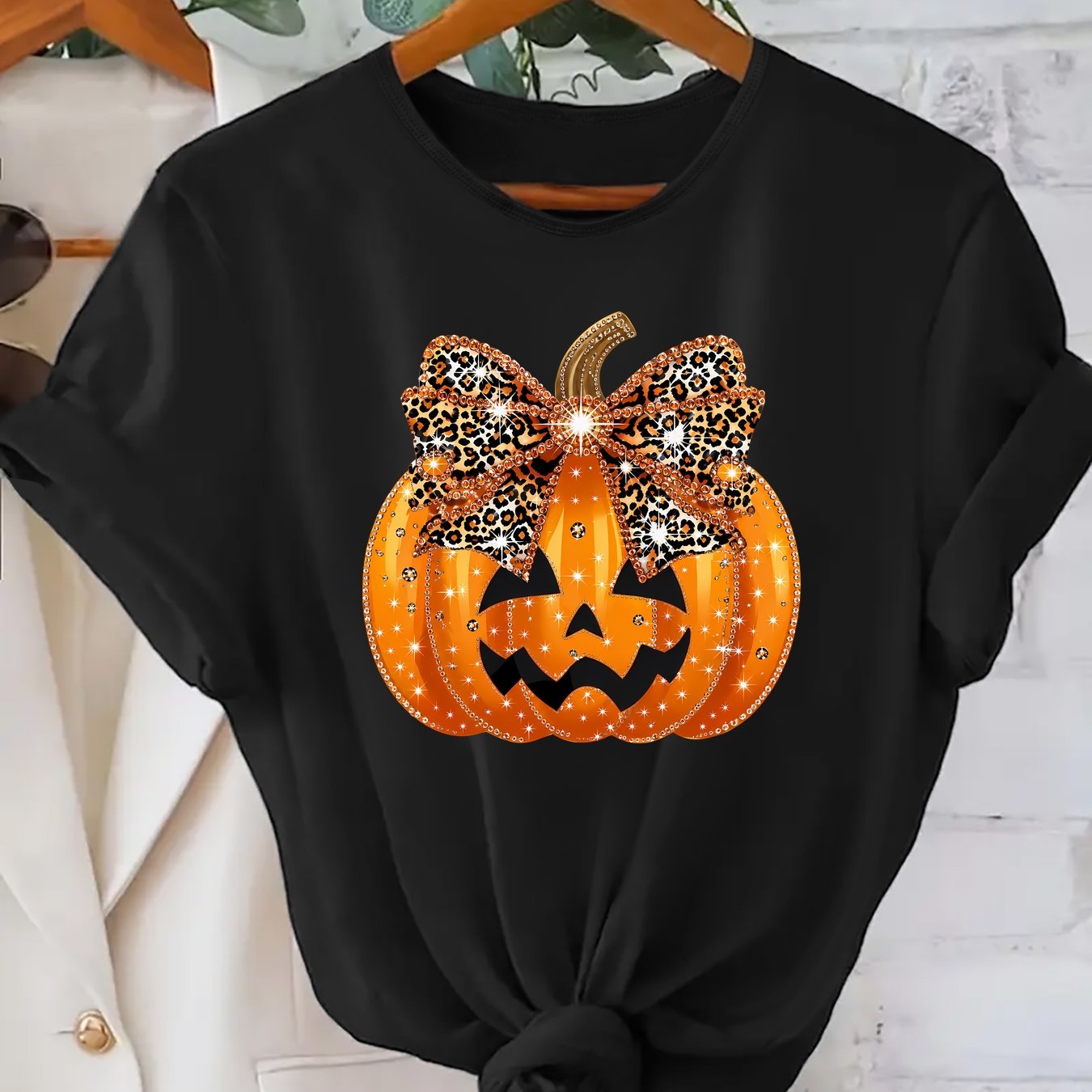 TEMU Halloween Pumpkin Design With Leopard Print Bow Pattern Women's Short Sleeve Top, Beautiful, Breathable, Soft, For Sports, Parties, Cute,