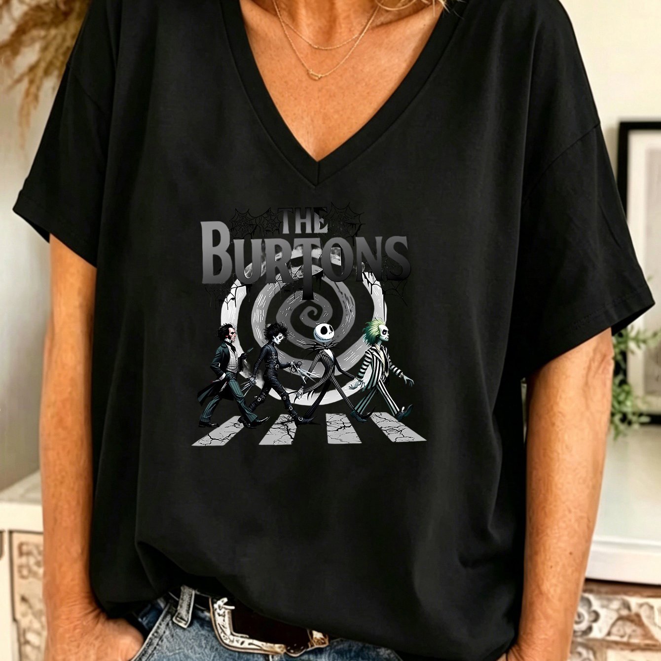 TEMU T-shirt grande taille pour femme avec col en V et manches tombantes, haut décontracté avec imprimé The , pull à coupe régulière, opaque et