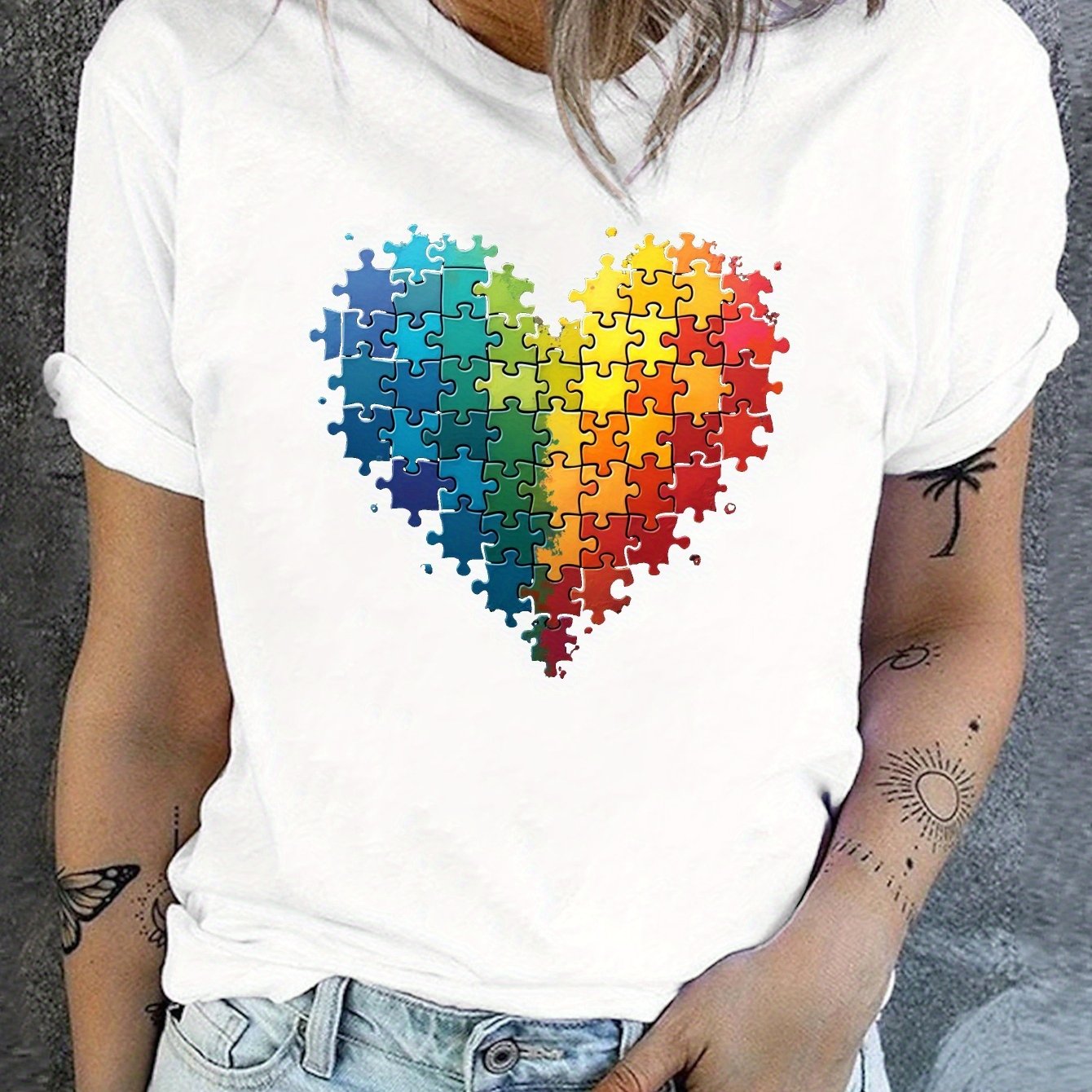 TEMU Casual Short-sleeve Crew Neck T-shirt Featuring A Heart-shaped Puzzle Piece Design, Perfect For Spring And Summer, Designed For Women