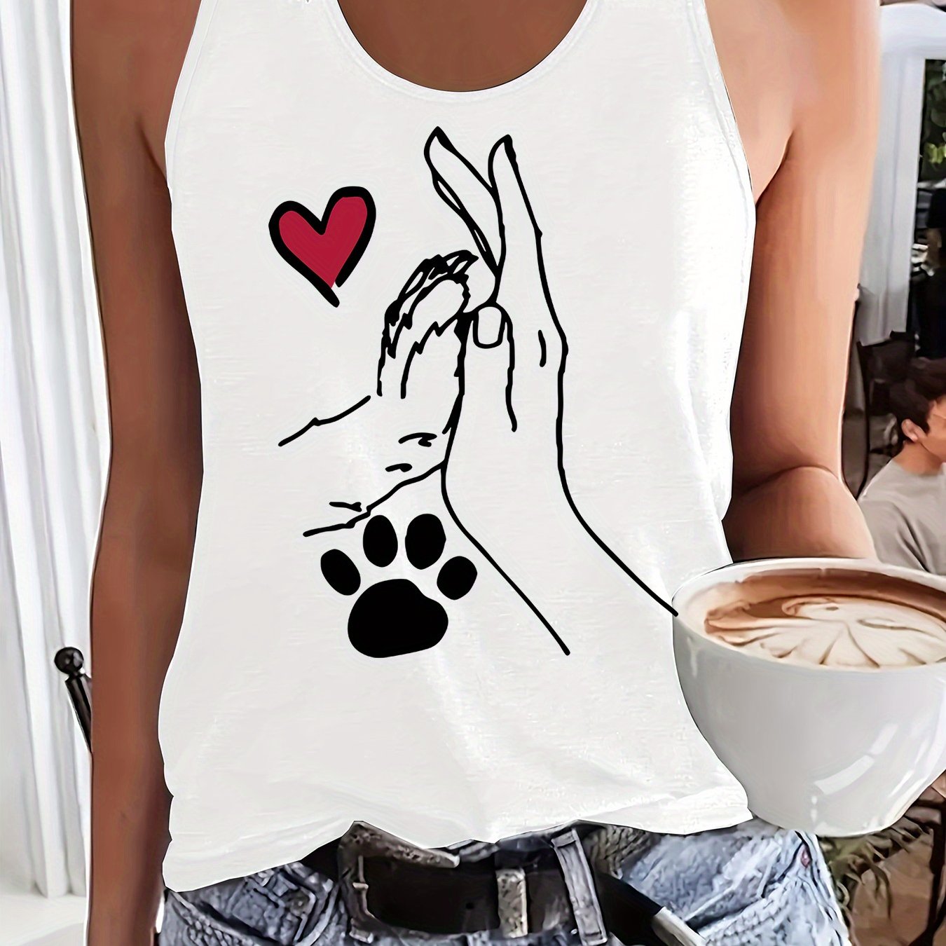 Sleeveless Casual Tank Top With Graphic Design, Ideal For Spring And Summer, Women's Apparel
