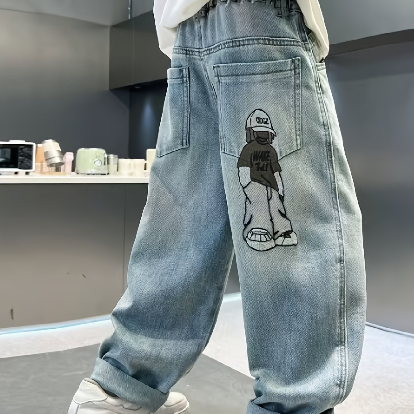 Boys' Big Kids' Loose- Jeans With Cartoon Embroidery On , Washed Denim Trousers