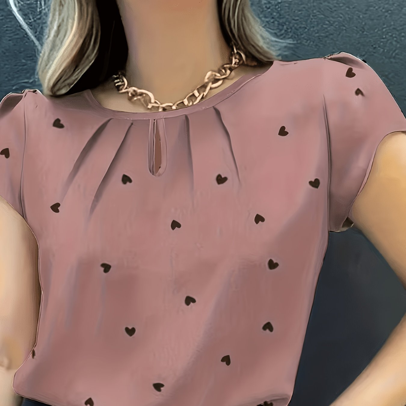 TEMU Fashionable Heart-print Shirt, Comfortable Women's Top