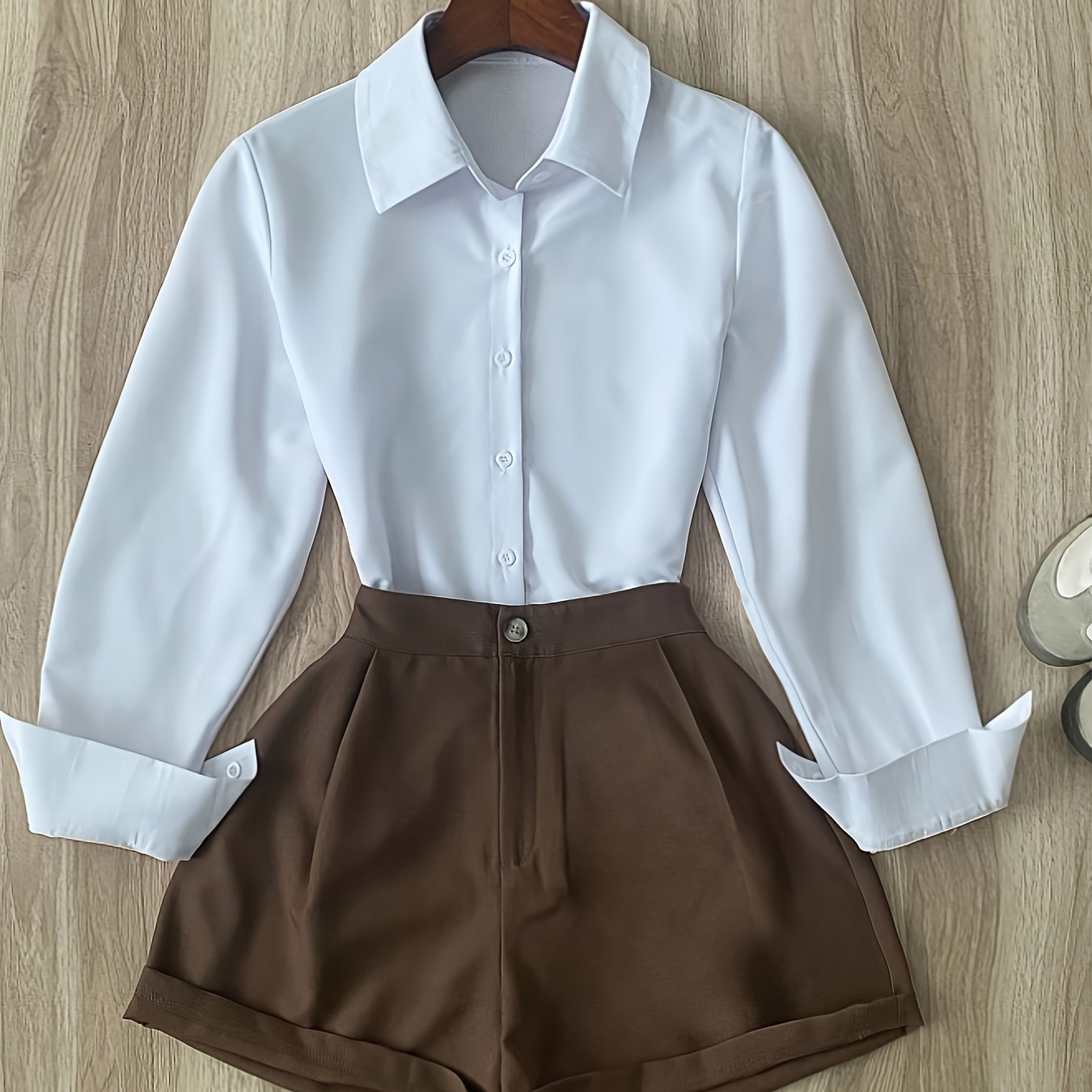 TEMU Un ensemble de travail élégant et décontracté comprenant une associée à des shorts, parfait pour un style polyvalent.