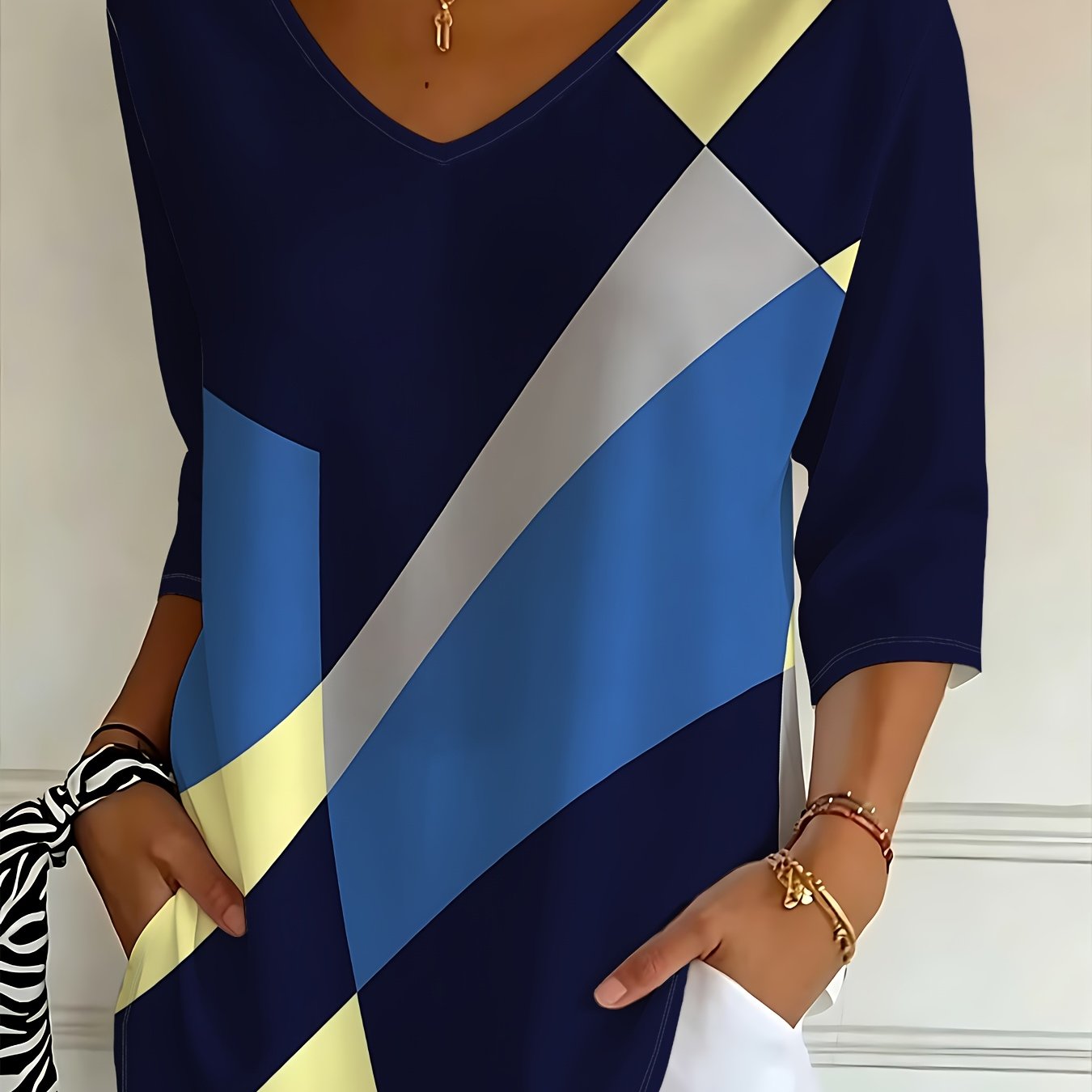 TEMU Color-block V-neck Three-quarter Sleeve Loose Top, Women's Casual Fashion T-shirt, , Spring/summer New Comfortable Versatile Style