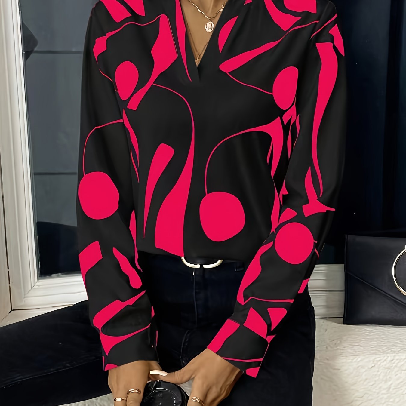 W80180 Women's Geometric Print Long Sleeve Shirt
