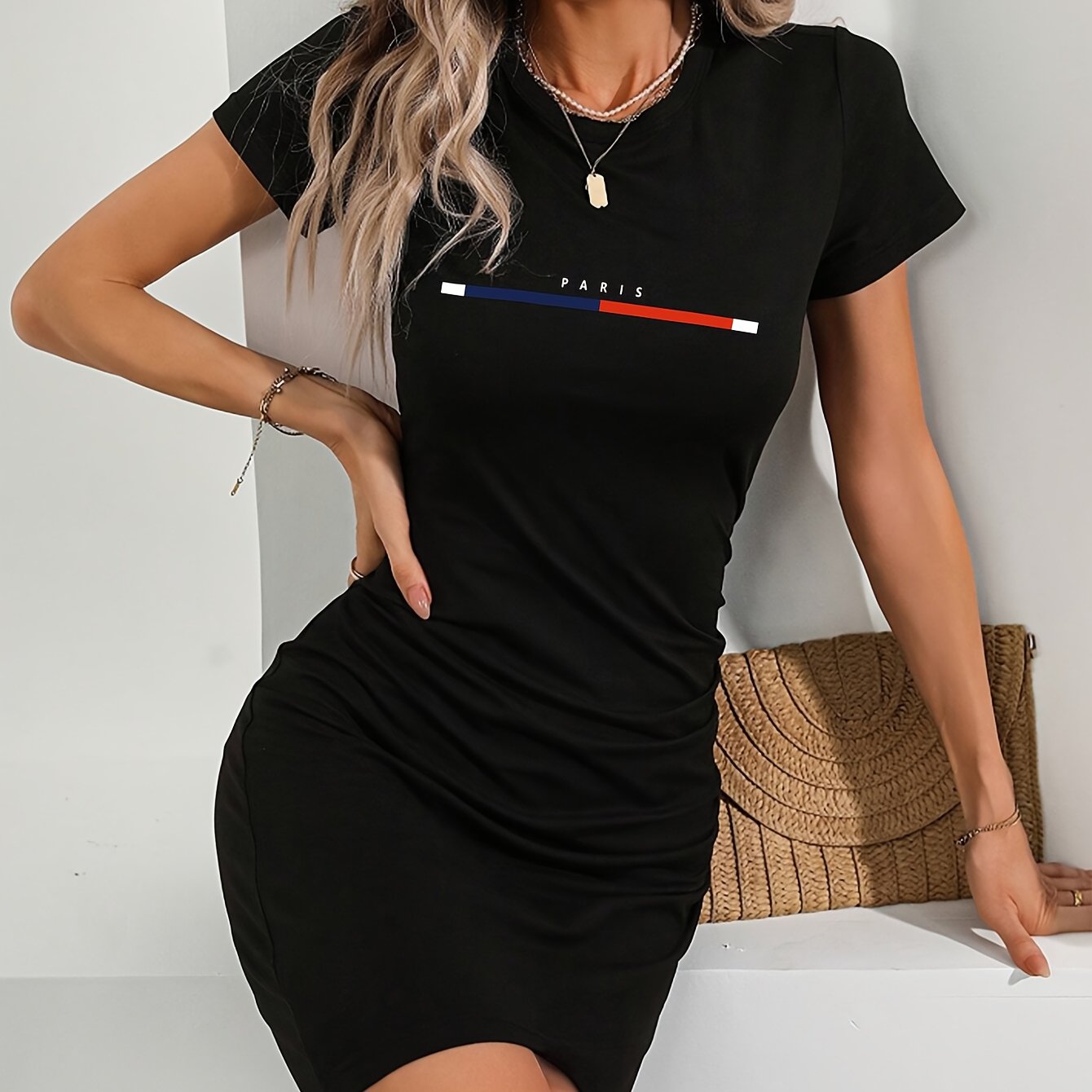 E-shop Bedrucktes T-Shirt Kleid, Bodycon Po Rock, Sexy Jumpsuit, Rundhalsausschnitt, Mikro-Elastisches Atmungsaktives Gewebe, Mehr Designs auf der