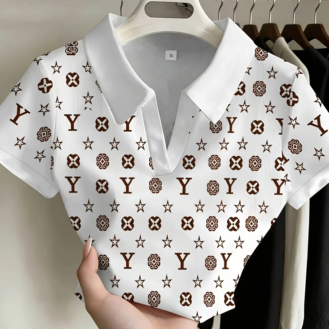 TEMU Printe Esign â Not Texture Fashionable Women's Printed Short-sleeve Top, Simple And Versatile With A Trendy, Designer-inspired Niche Pattern.