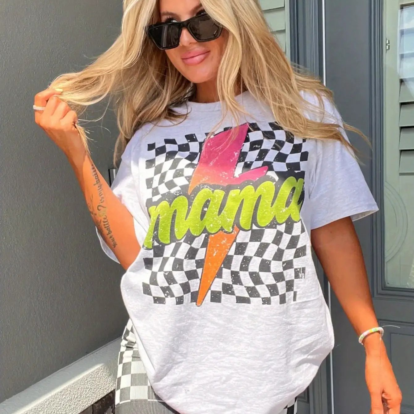 TEMU 80s Pattern T-shirt For Women- With Plaid And Lightning Print, Casual Summer Short Sleeve Round Neck Top, Suitable For Moms, Birthday Party