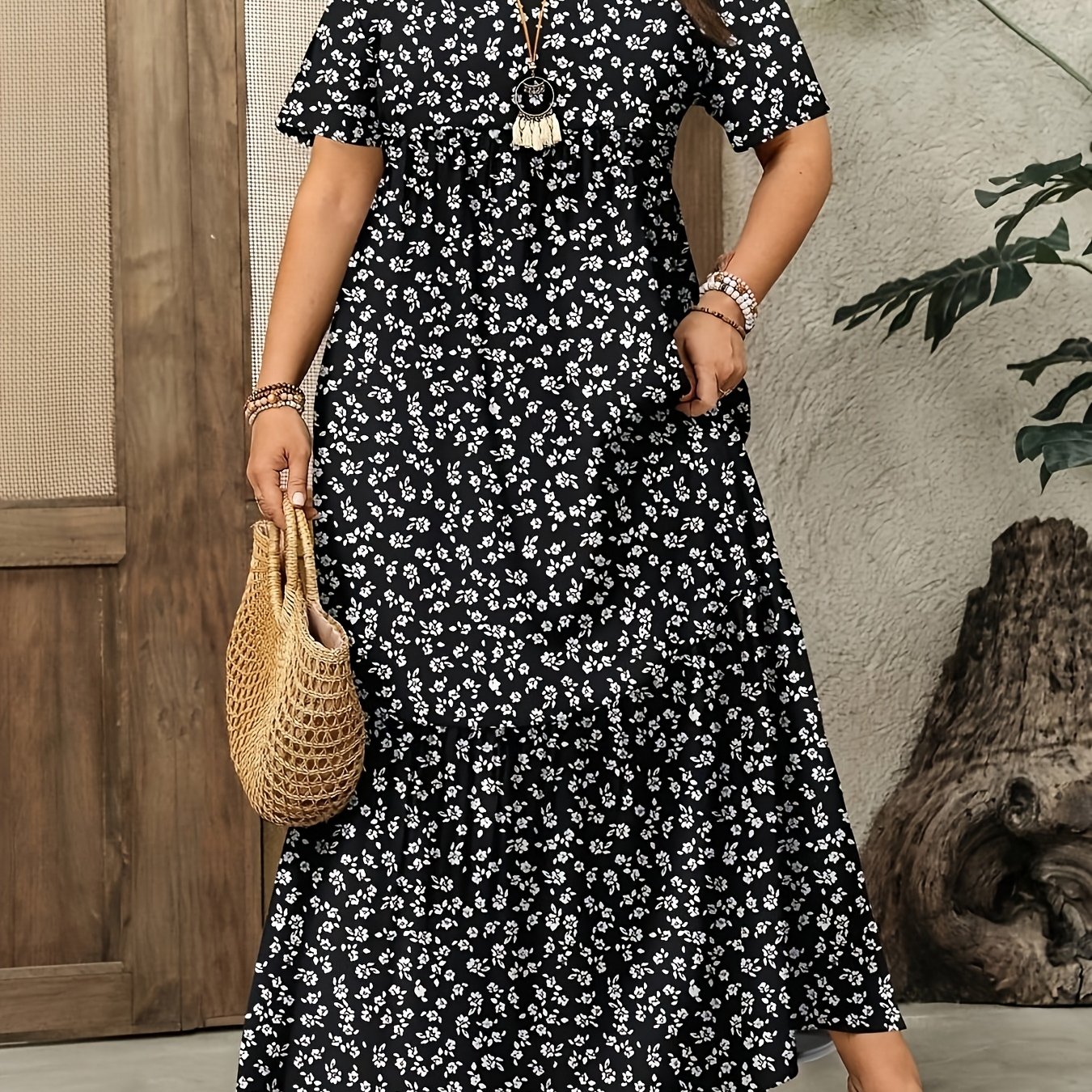 E-shop Plus Size - Plus Size - Plus Size Lässiges Blumenkleid, für den Sommerurlaub, Sommerkleid für Damen, modisches Maxikleid