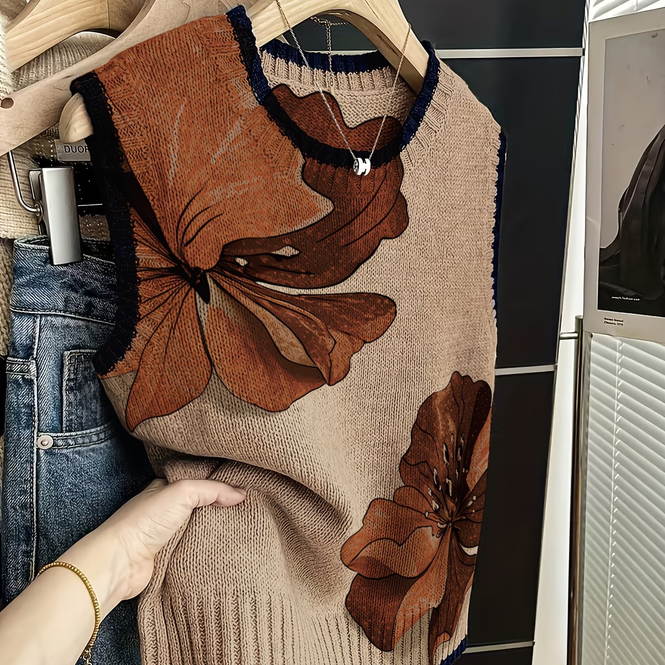 TEMU [thin Sweater] Temperament Women's Sweater Vest, Easy And Without , Gentle And Intellectual With Temperament, Easily Elegant Retro Commuter