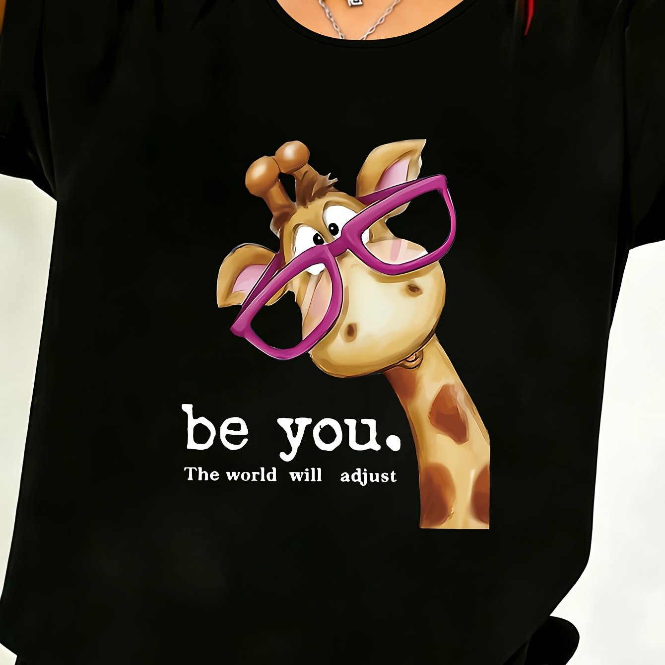 TEMU Plus Size - Plus Size - Cartoon Pink Giraffe Inspirational Letter Print T-shirt Short Sleeve Round Neck Plus Size Women's T-shirt Suitable For